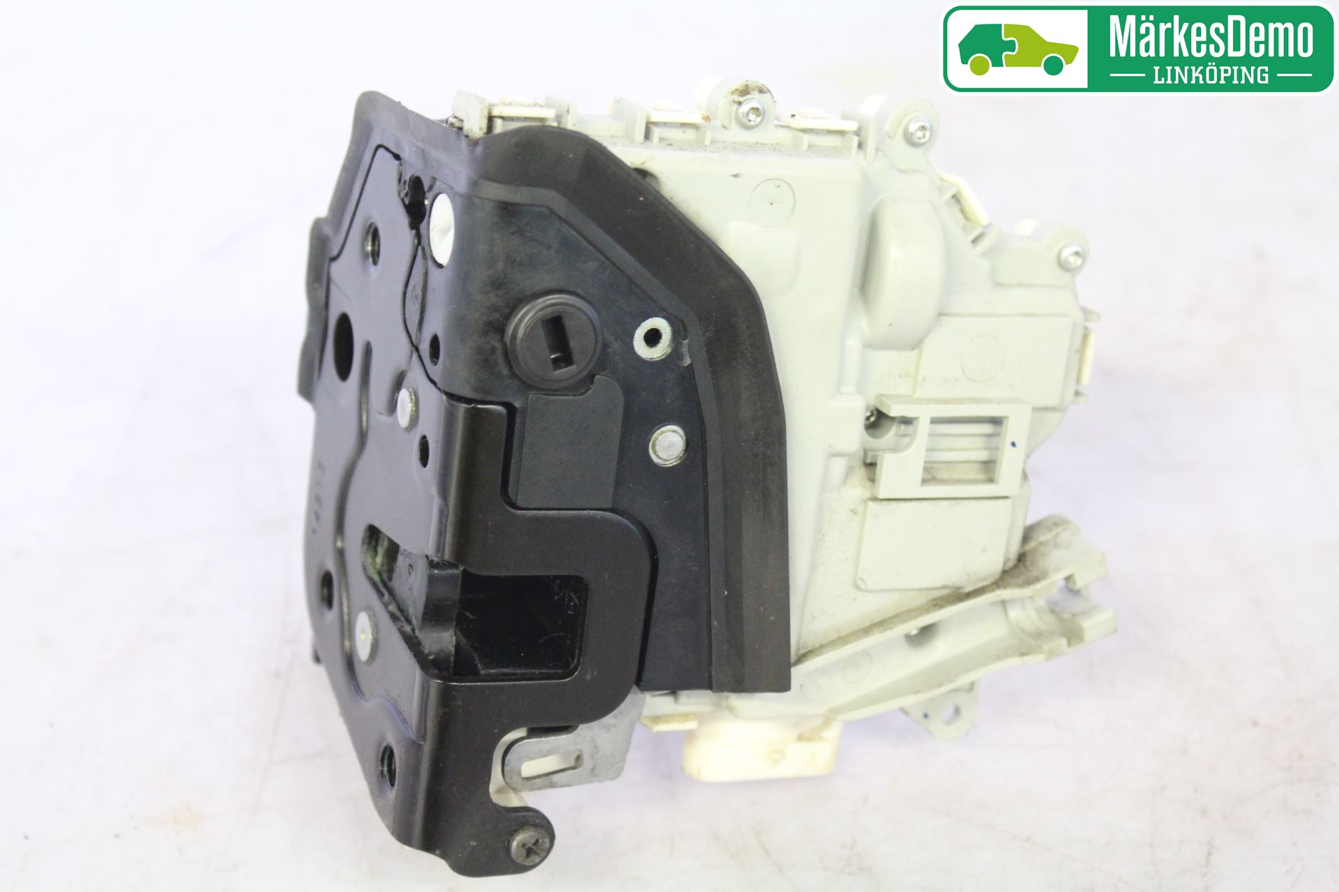 Audi Q5 09-16 Låskista-Dörrlås