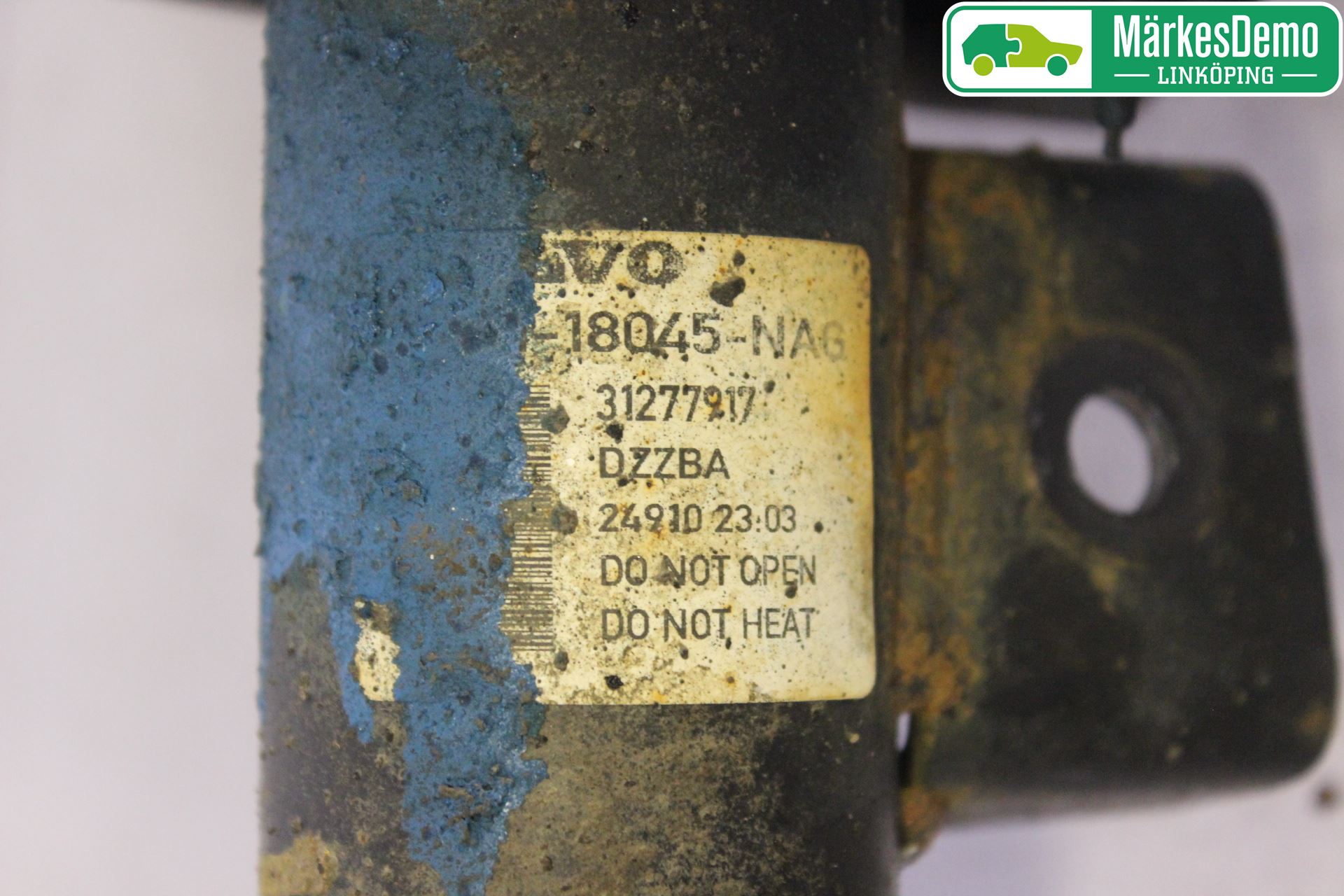 Volvo XC70 08-13 Fjäderben Fram Höger