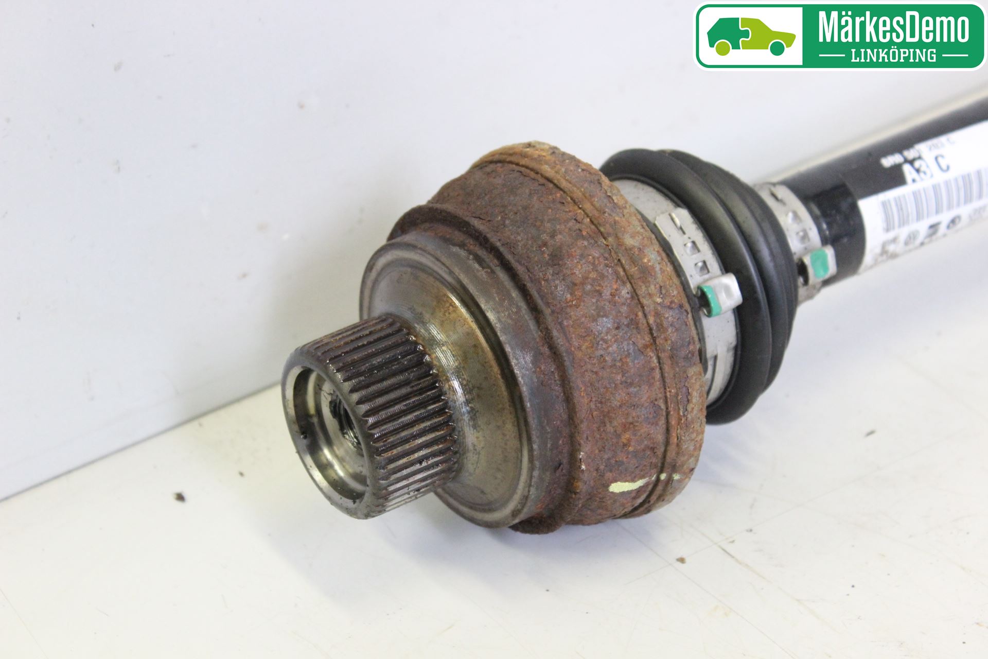 Audi Q5 09-16 Drivaxel Bak Vänster