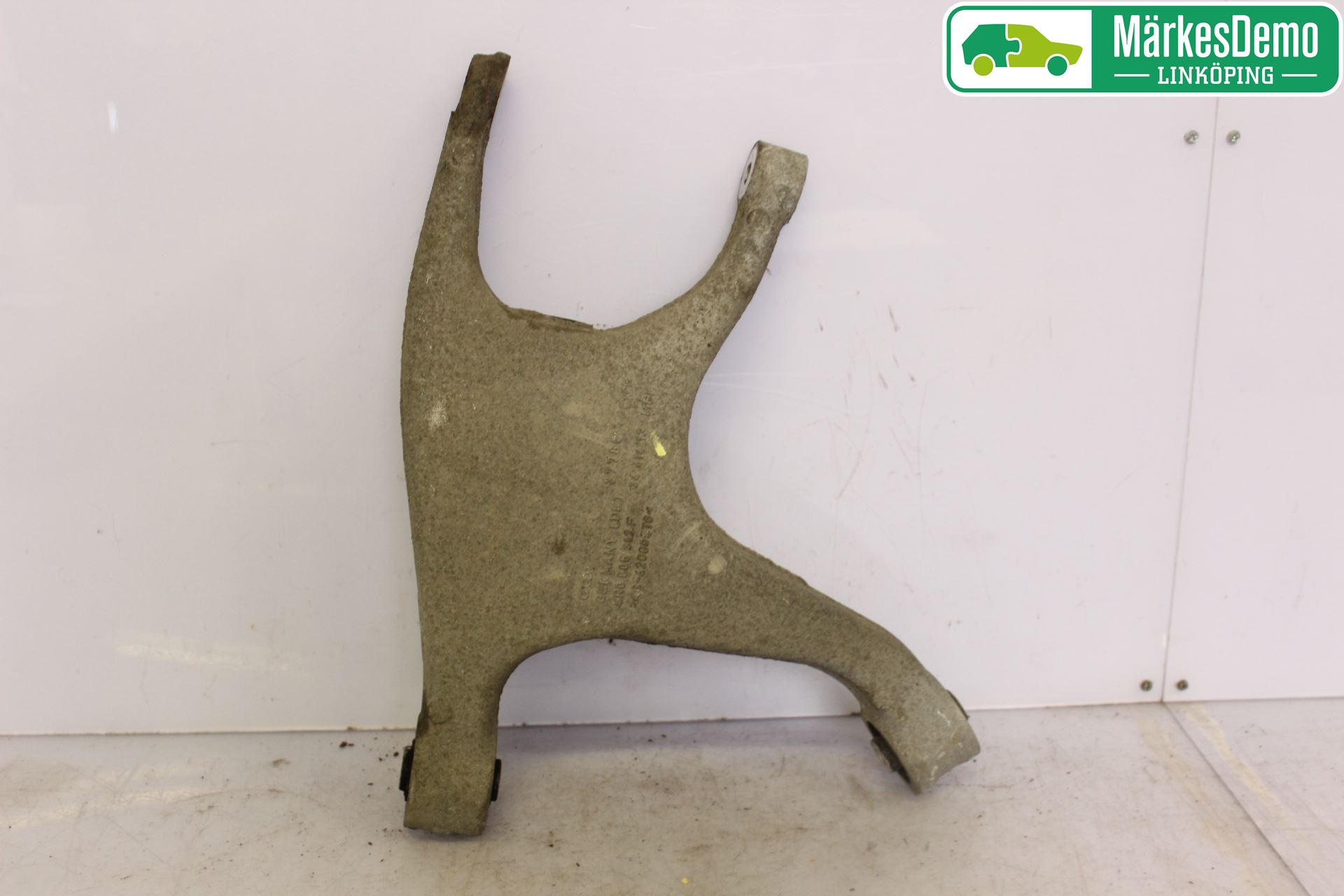 Audi Q5 09-16 Bärarm Bak Höger