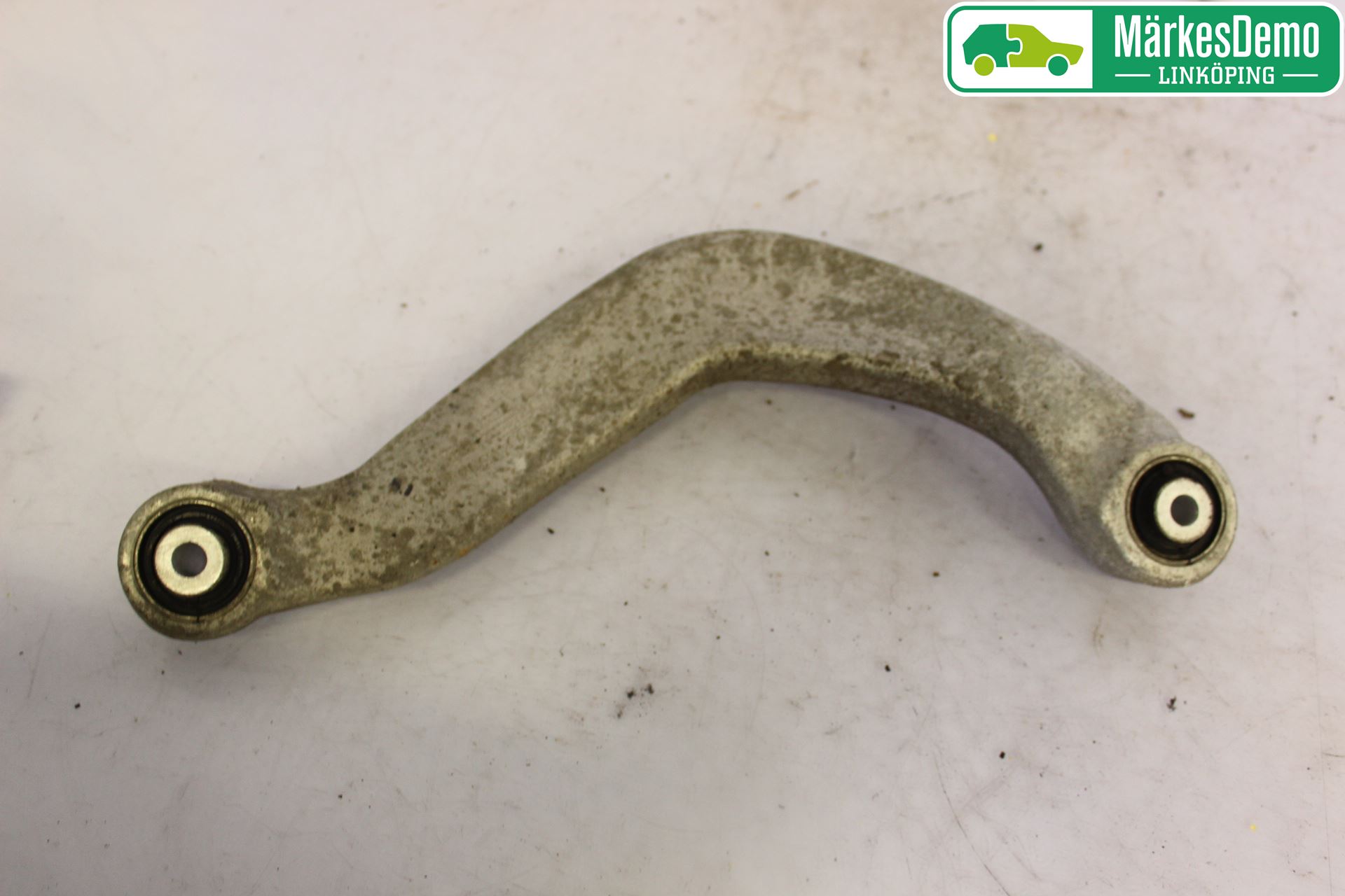 Audi Q5 09-16 Bärarm Bak Övre Vänster