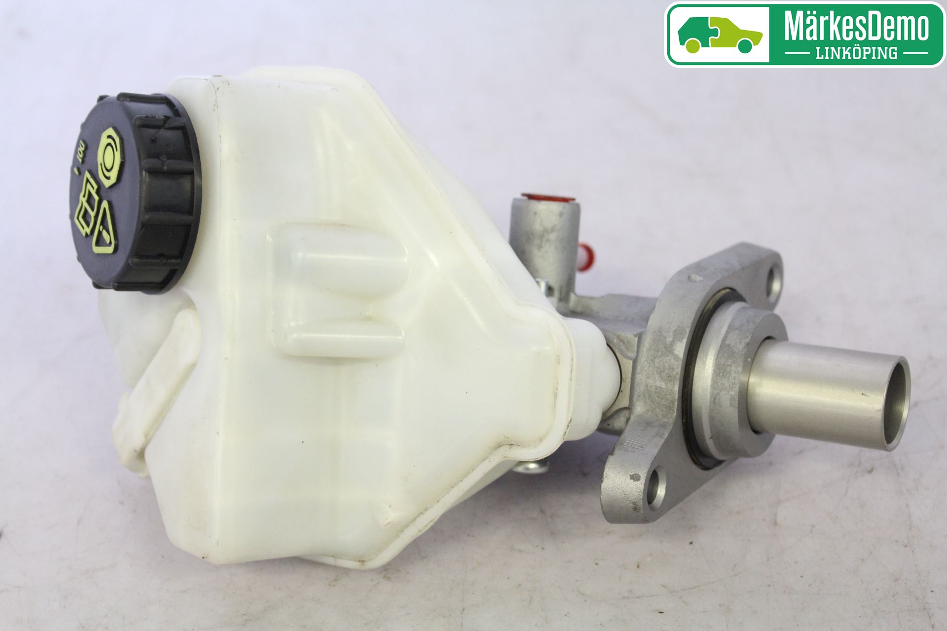 Volvo V70 08-13 Broms Huvudcylinder