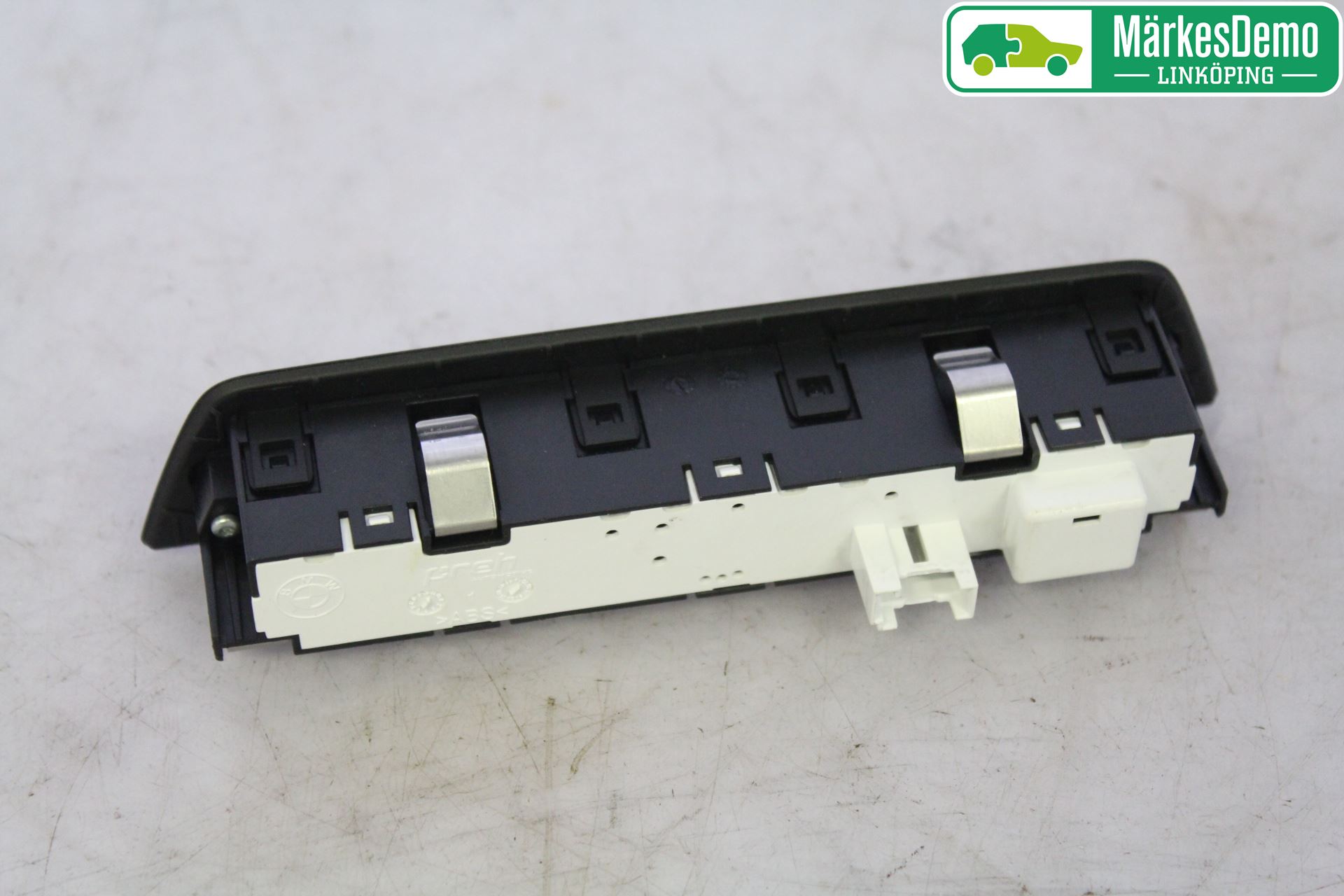 BMW 5 F10/F11/F18 09-17 Strömställare Övrigt