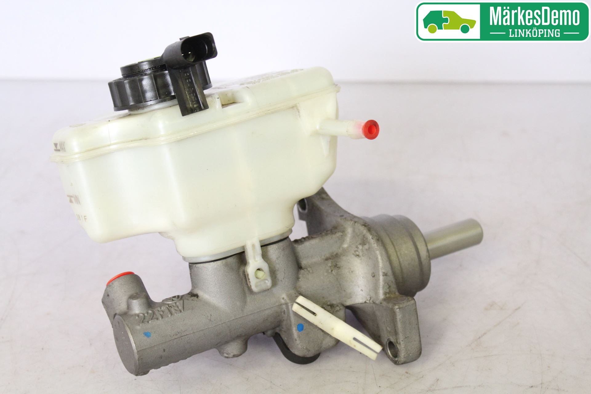 Volkswagen VW GOLF V 04-09 Broms Huvudcylinder