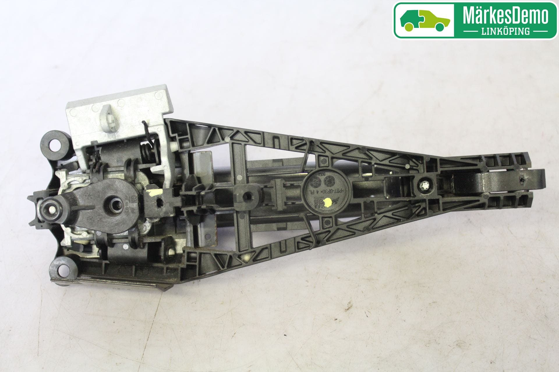 Opel INSIGNIA 09-16 Dörrhandtag Yttre Vä