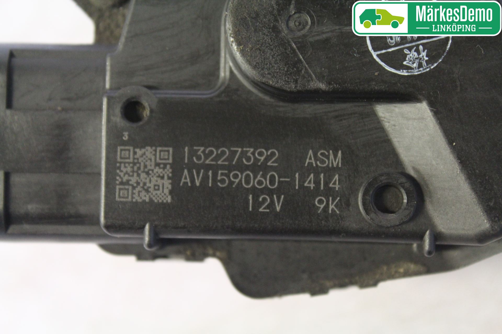 Opel INSIGNIA 09-16 Torkarmotor Vindruta