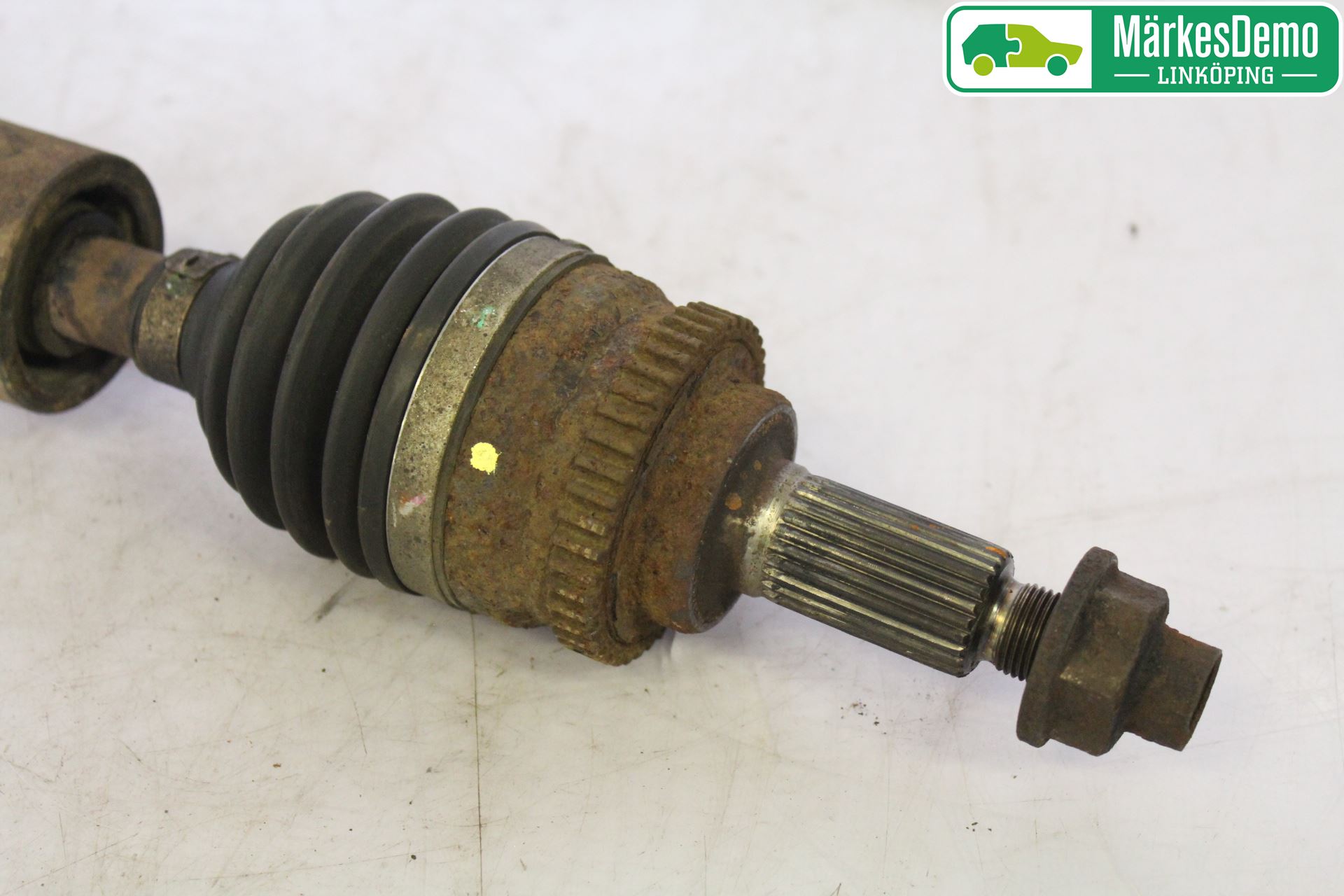 Suzuki SWIFT 05-10 Drivaxel Fram Höger