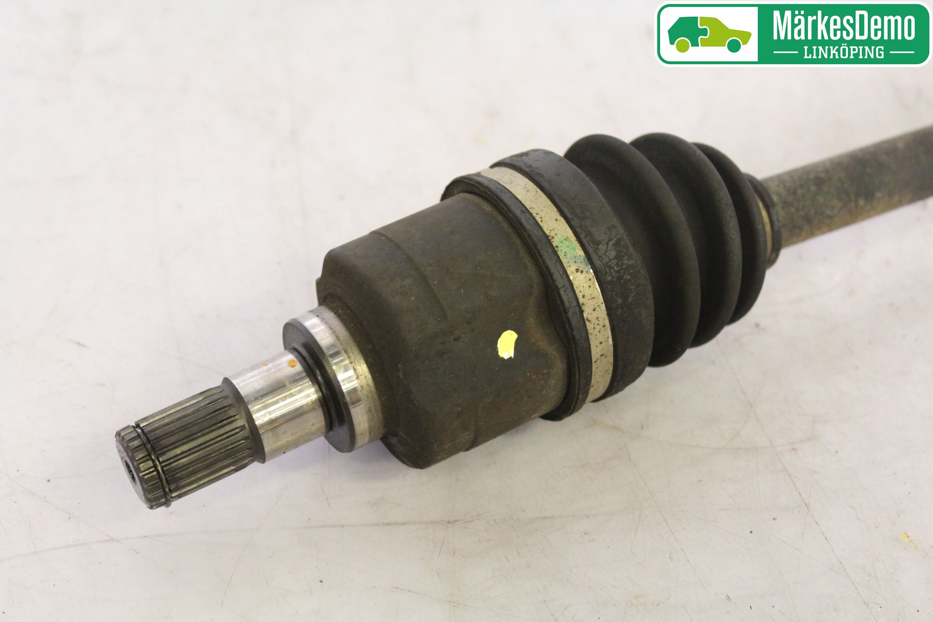 Suzuki SWIFT 05-10 Drivaxel Fram Höger