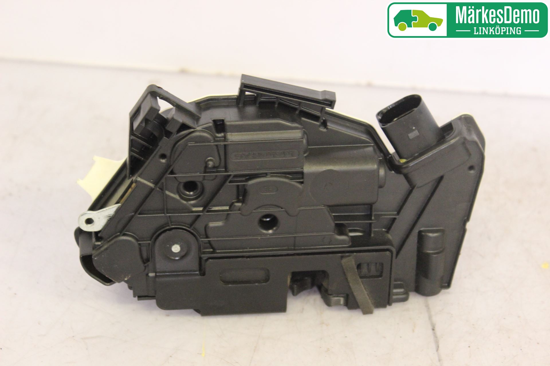 Volkswagen VW UP! / E-UP! Låskista-Dörrlås