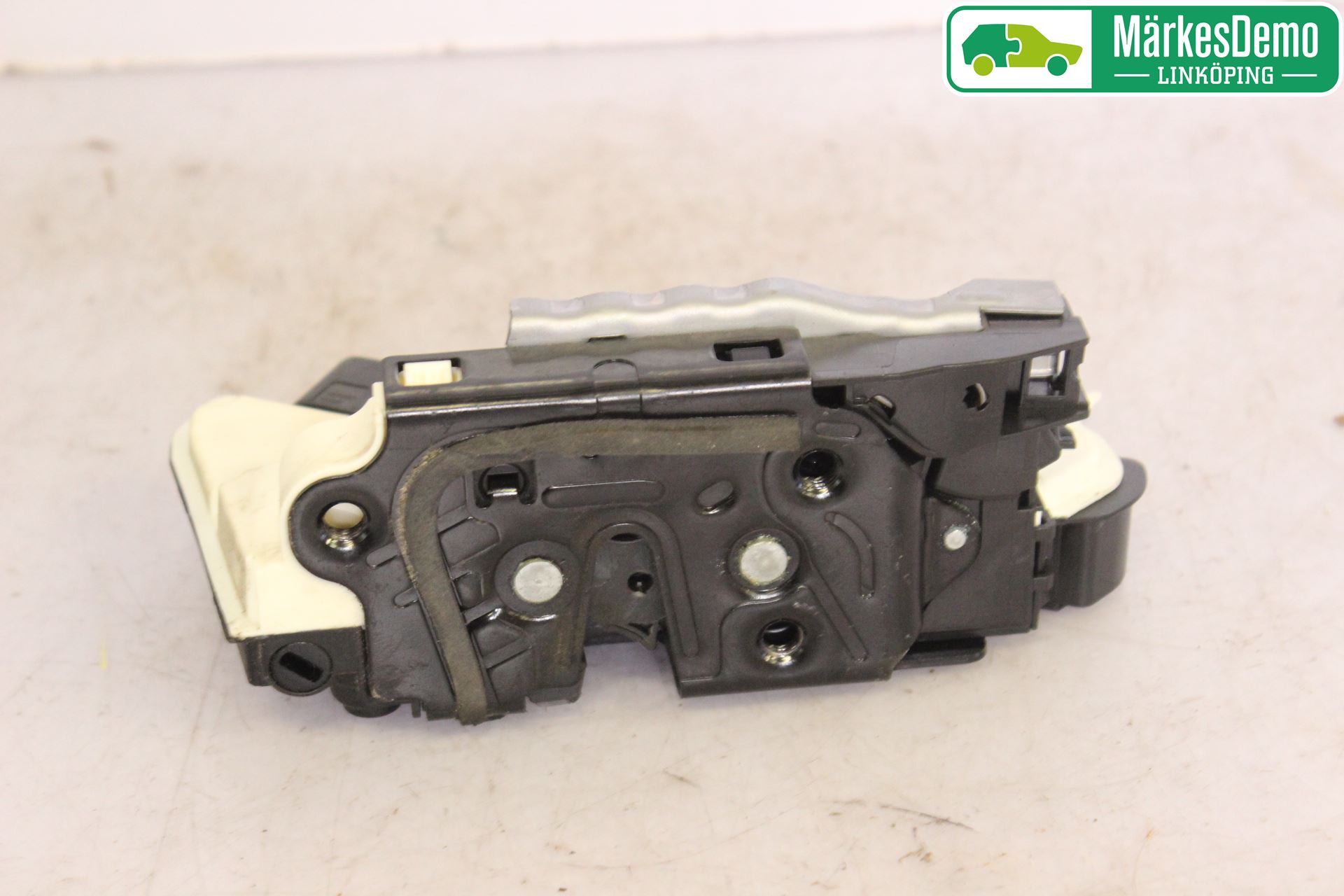 Volkswagen VW UP! / E-UP! Låskista-Dörrlås