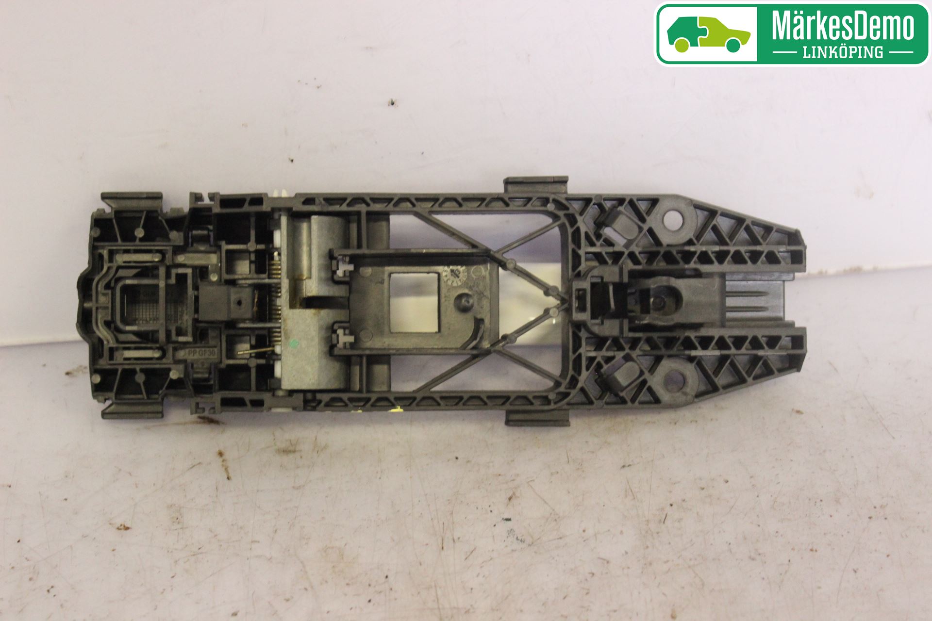 Volkswagen VW UP! / E-UP! Dörrhandtag Yttre Vä