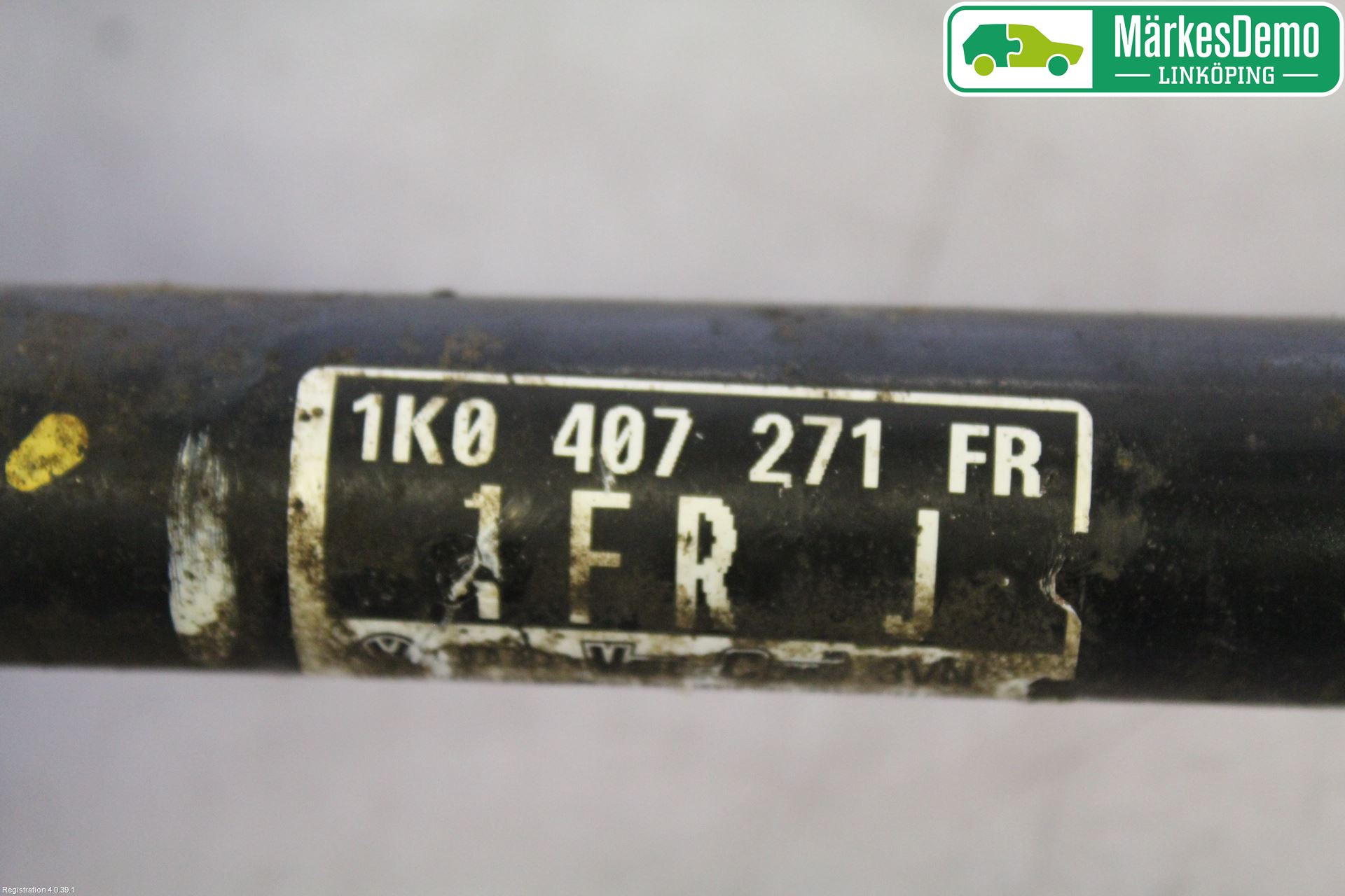 Volkswagen VW GOLF V 04-09 Drivaxel Fram Vänster