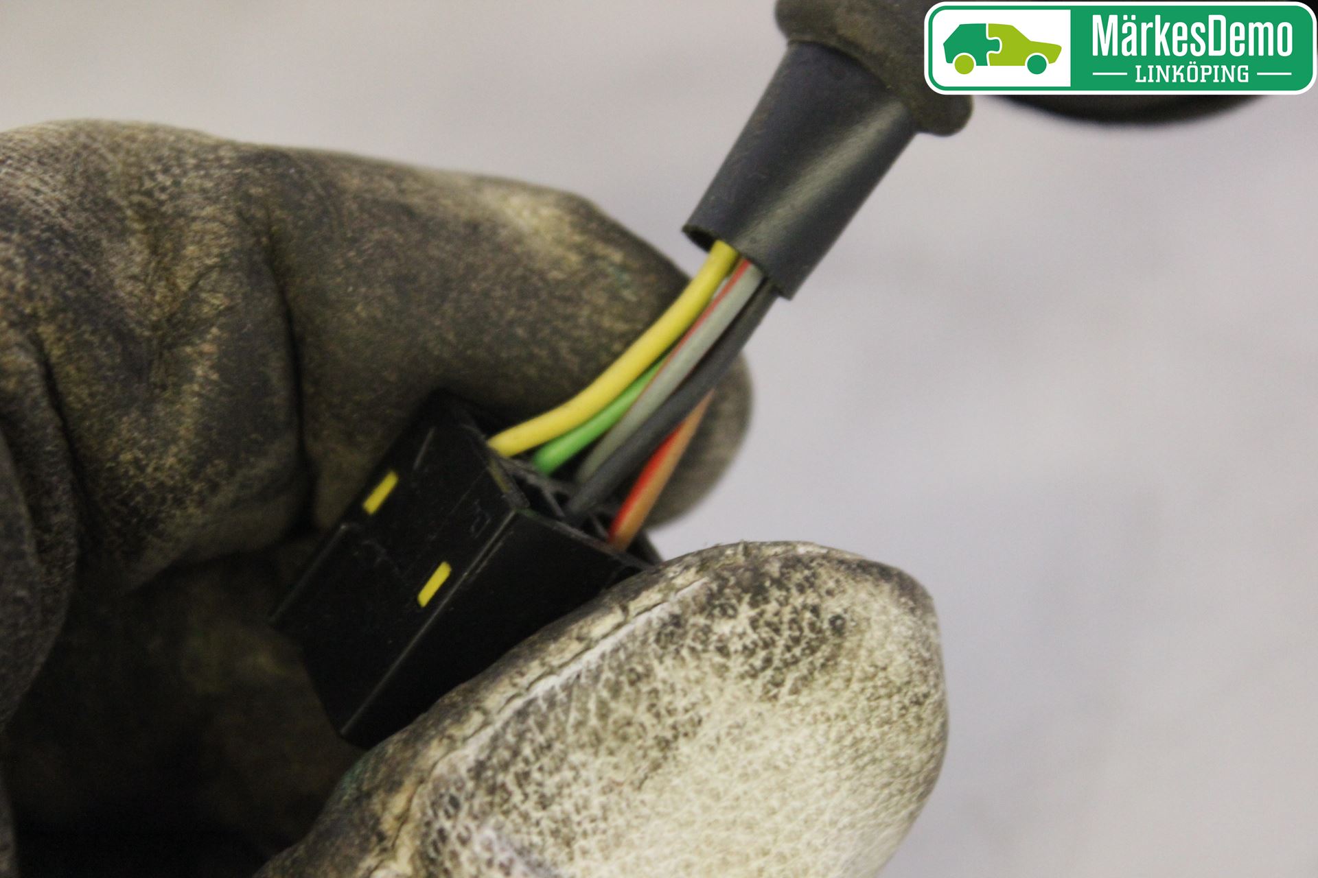 Opel CORSA D 07-14 Spegel Yttre El Vä