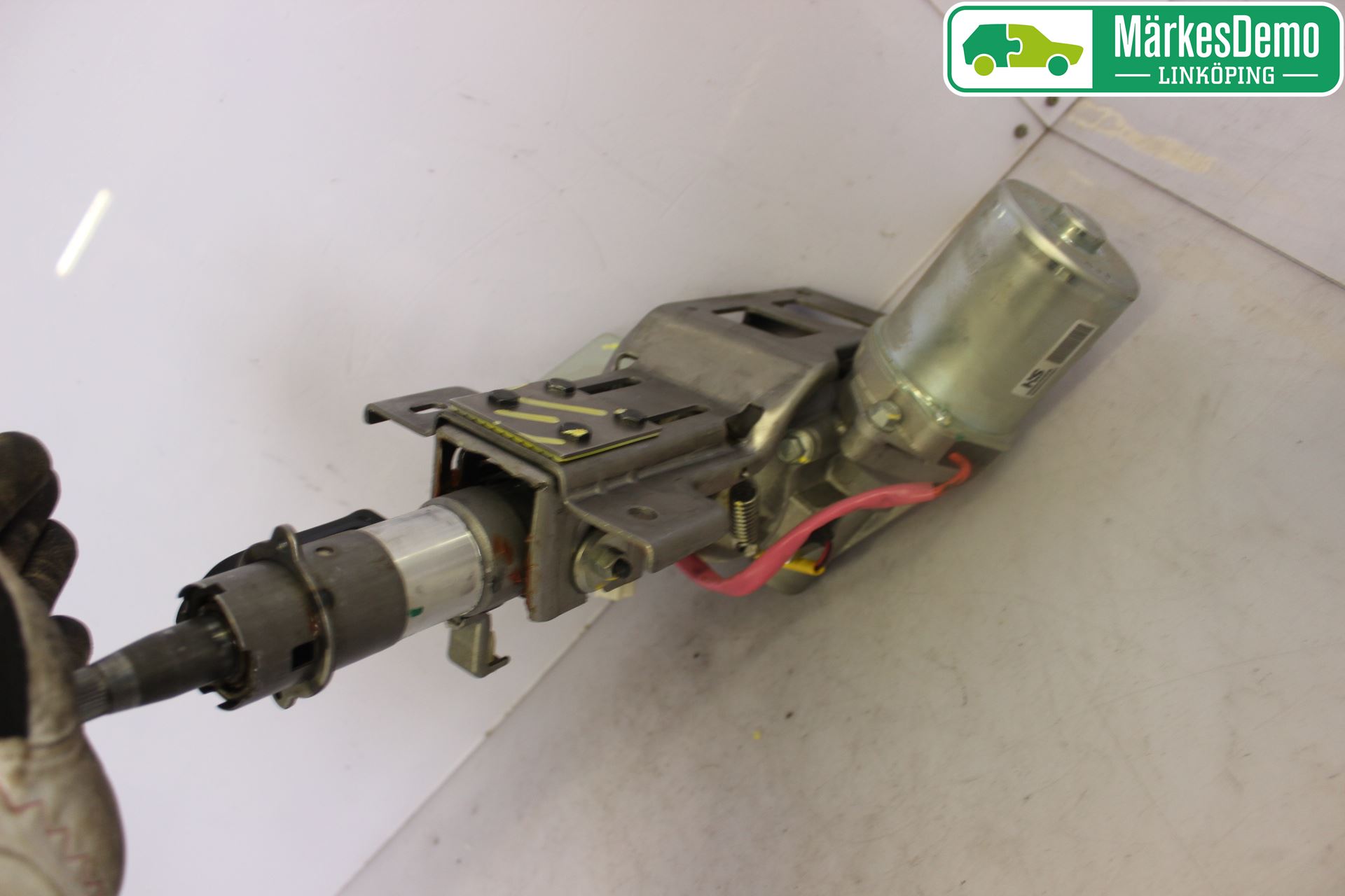 Hyundai i20 PB 09-14 Rattaxelagg Med Inb Servo