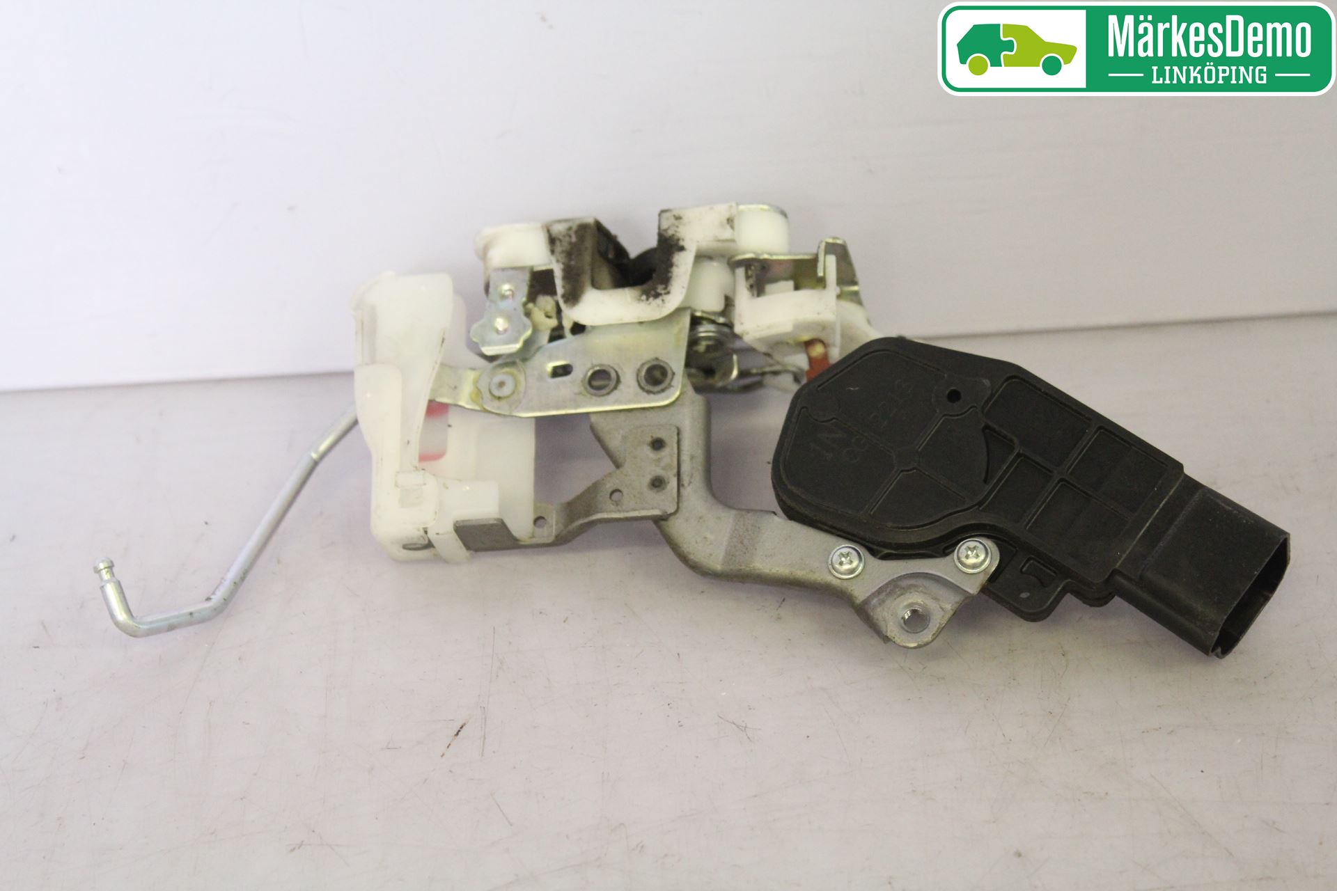 Toyota AYGO 06-14 Låskista-Dörrlås