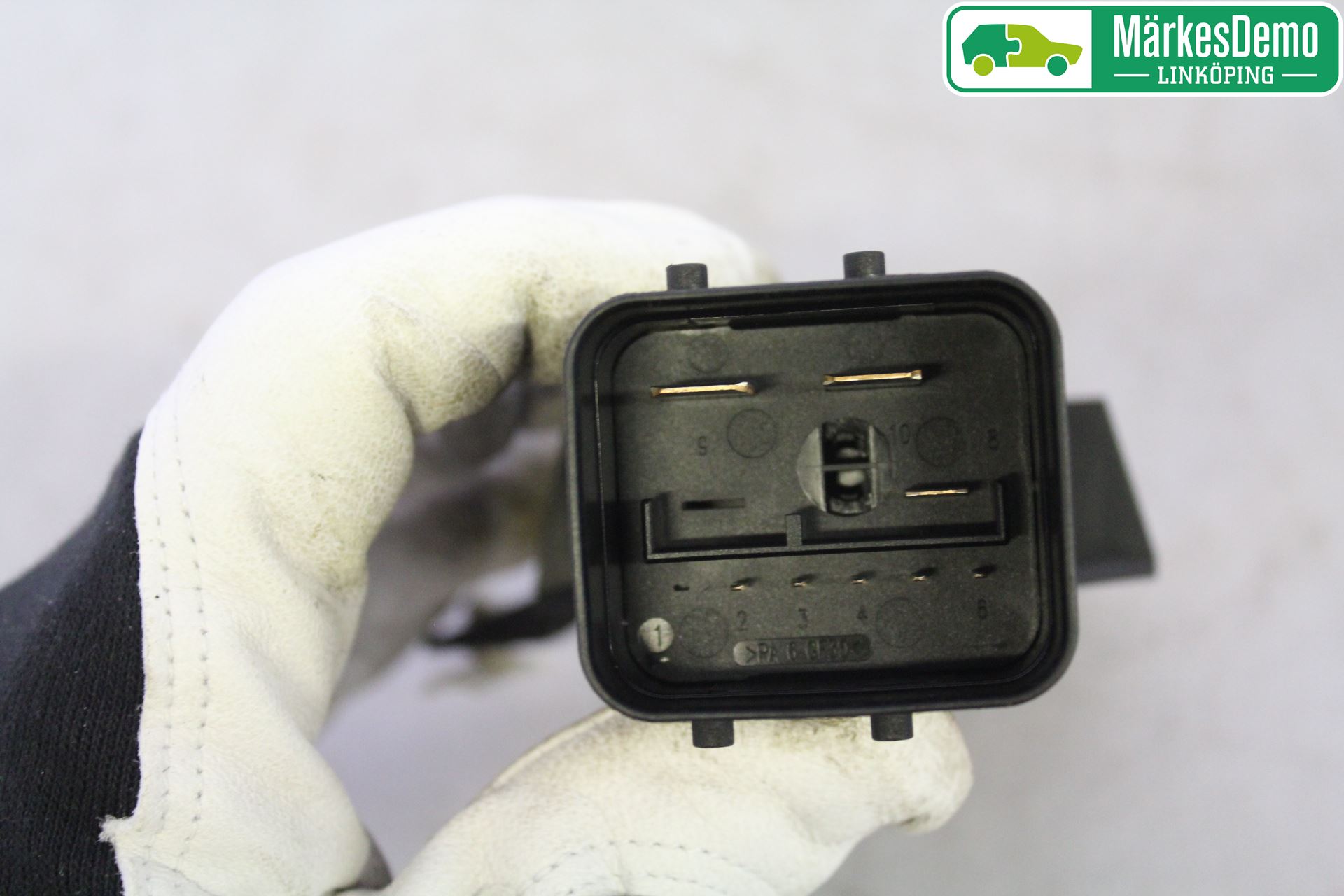 Volkswagen VW POLO 10-17 Relä Kylfläkt