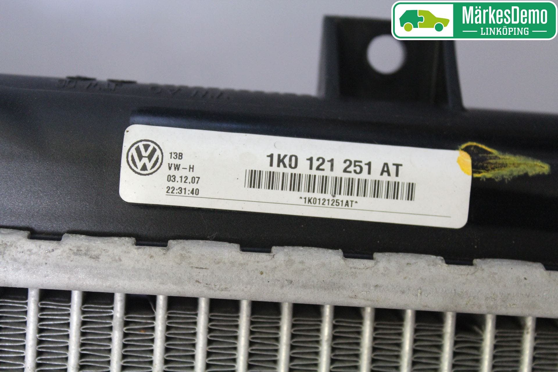 Volkswagen VW GOLF V 04-09 Kylare Man