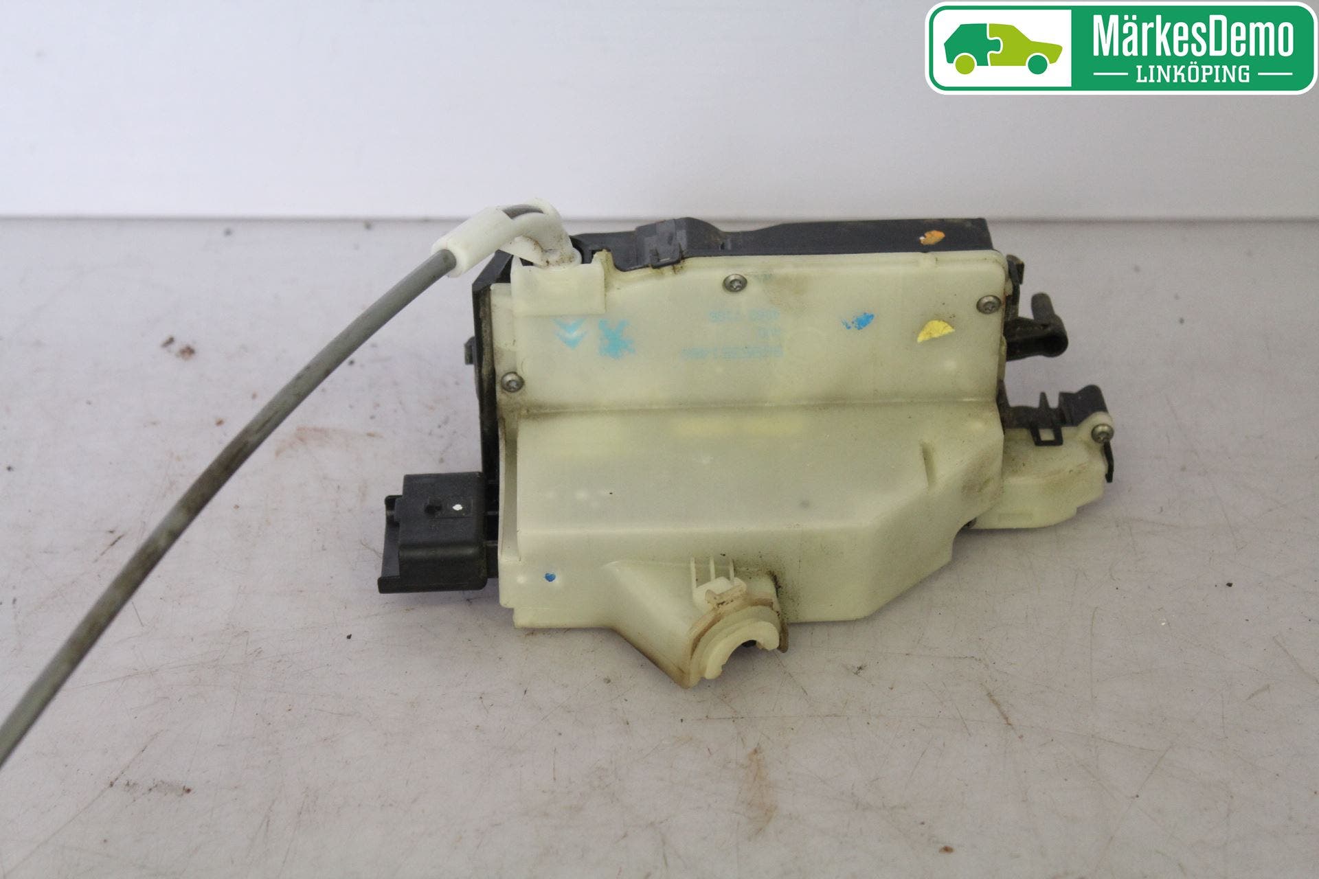 Citroen C4 II 11-18 Låskista-Dörrlås