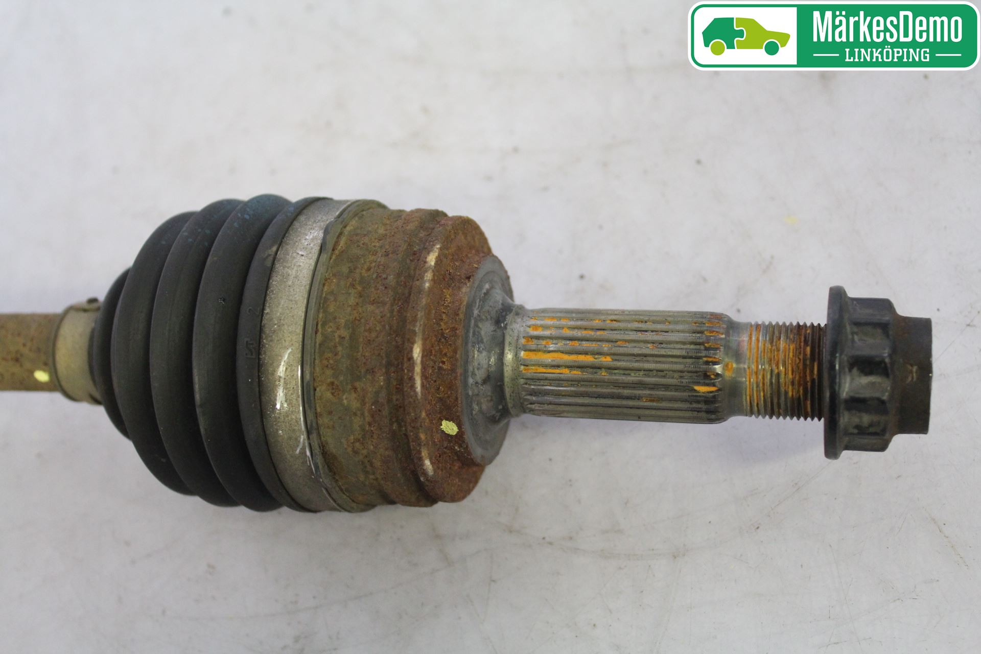 Toyota AYGO 06-14 Drivaxel Fram Höger