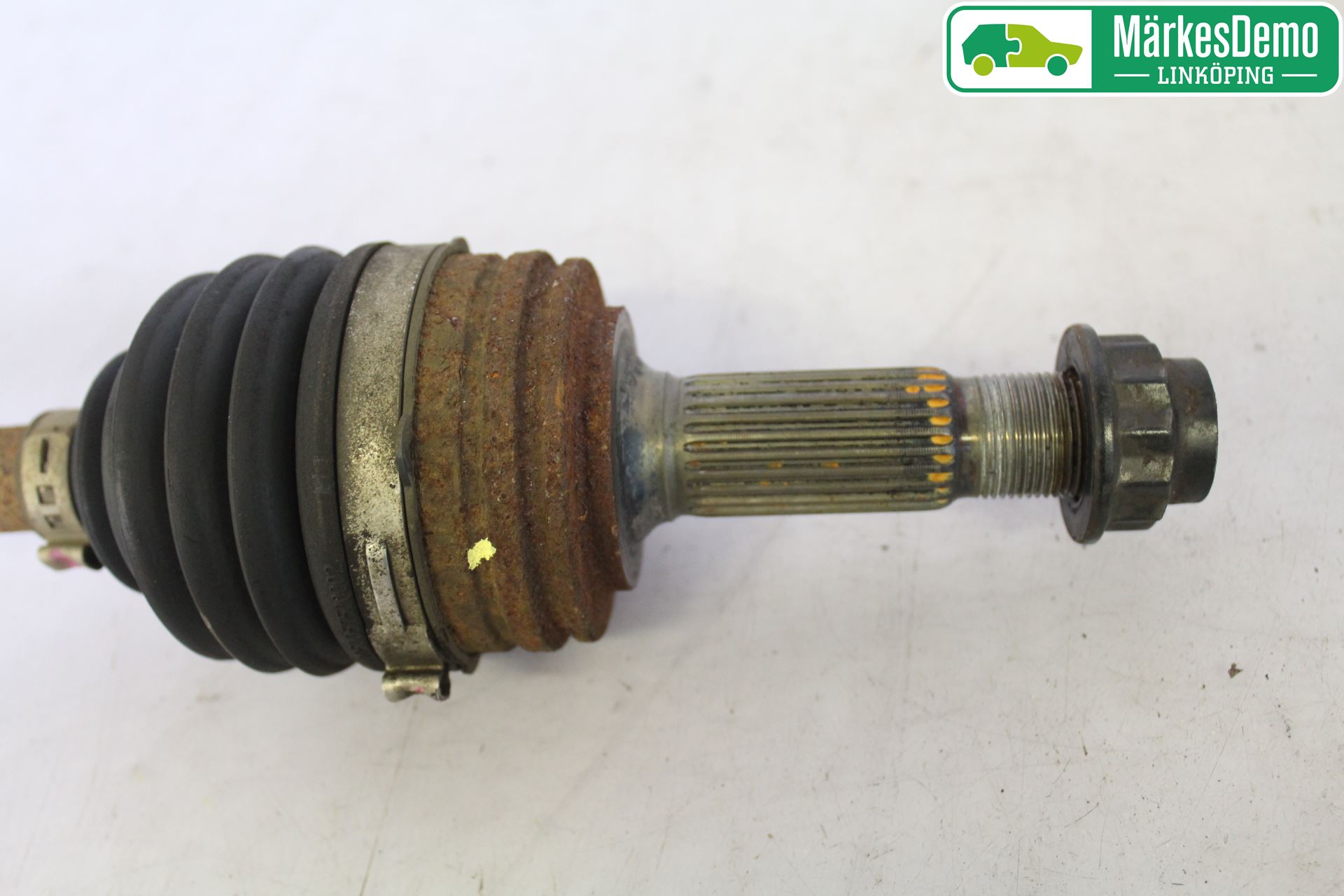 Toyota AYGO 06-14 Drivaxel Fram Vänster