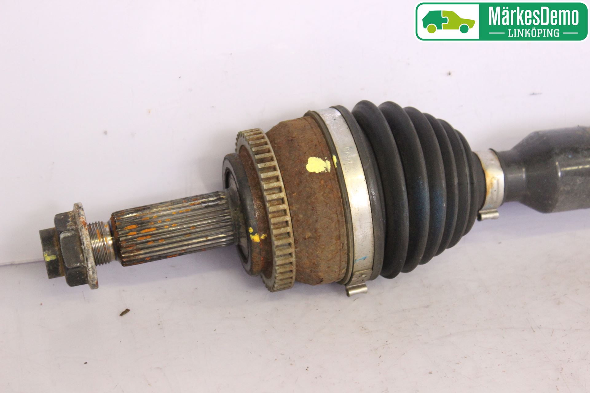 Kia CEED 12-18 Drivaxel Fram Höger