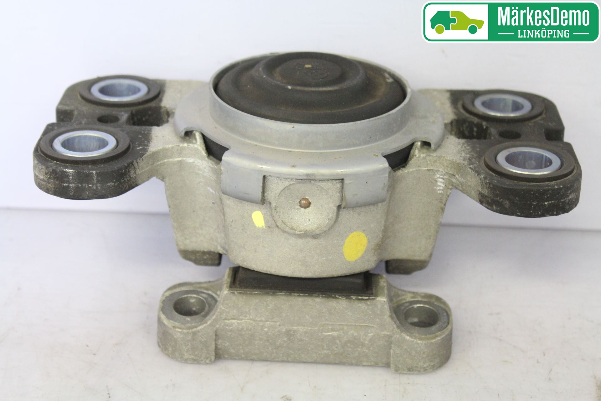 Volvo V70 08-13 Motorfäste