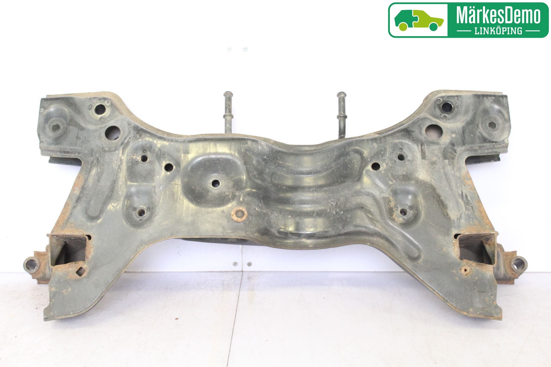 Volkswagen VW POLO 10-17 Framvagnsbalk