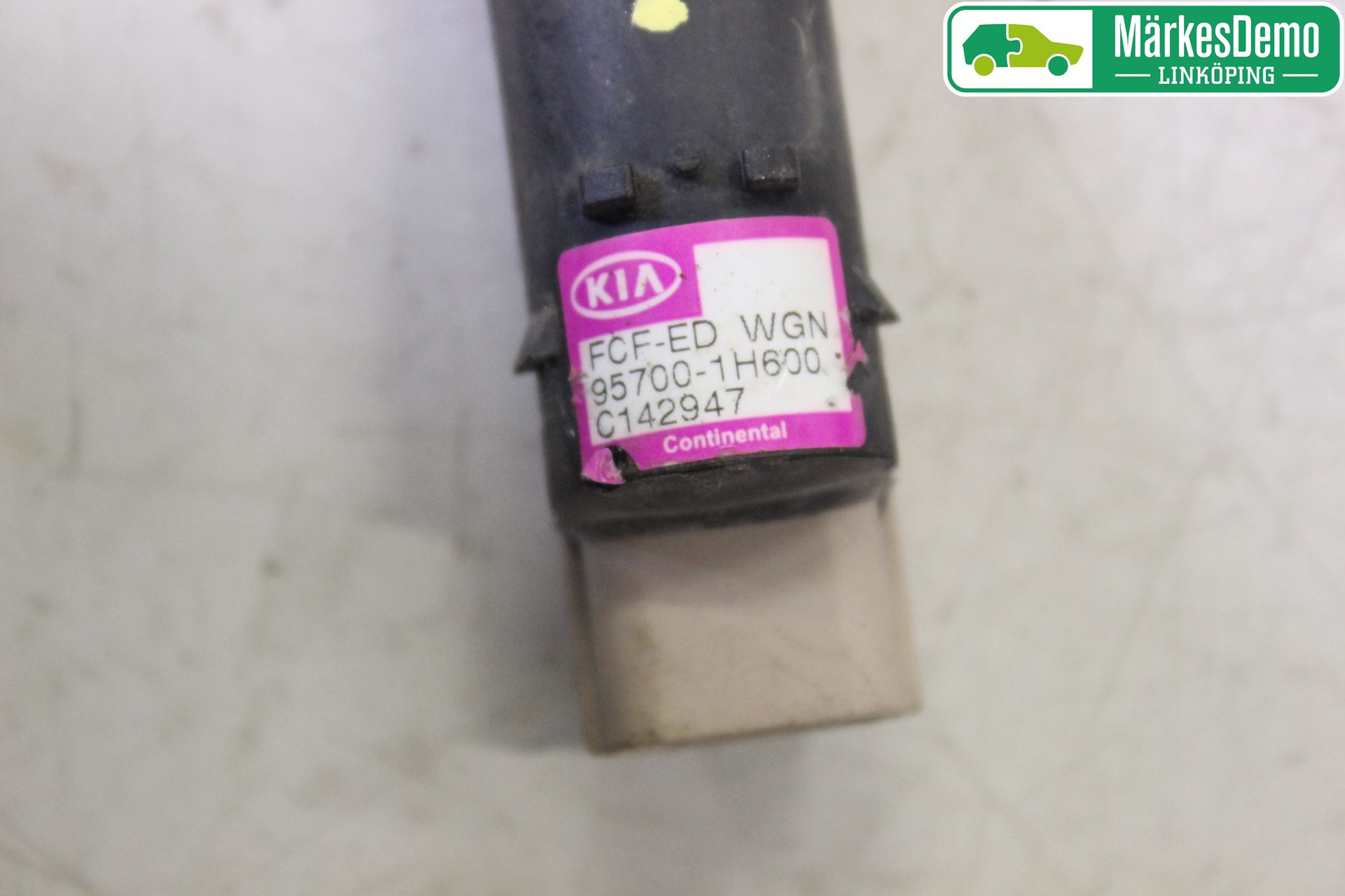 Kia CEED 06-12 Parkeringshjälp Backsensor