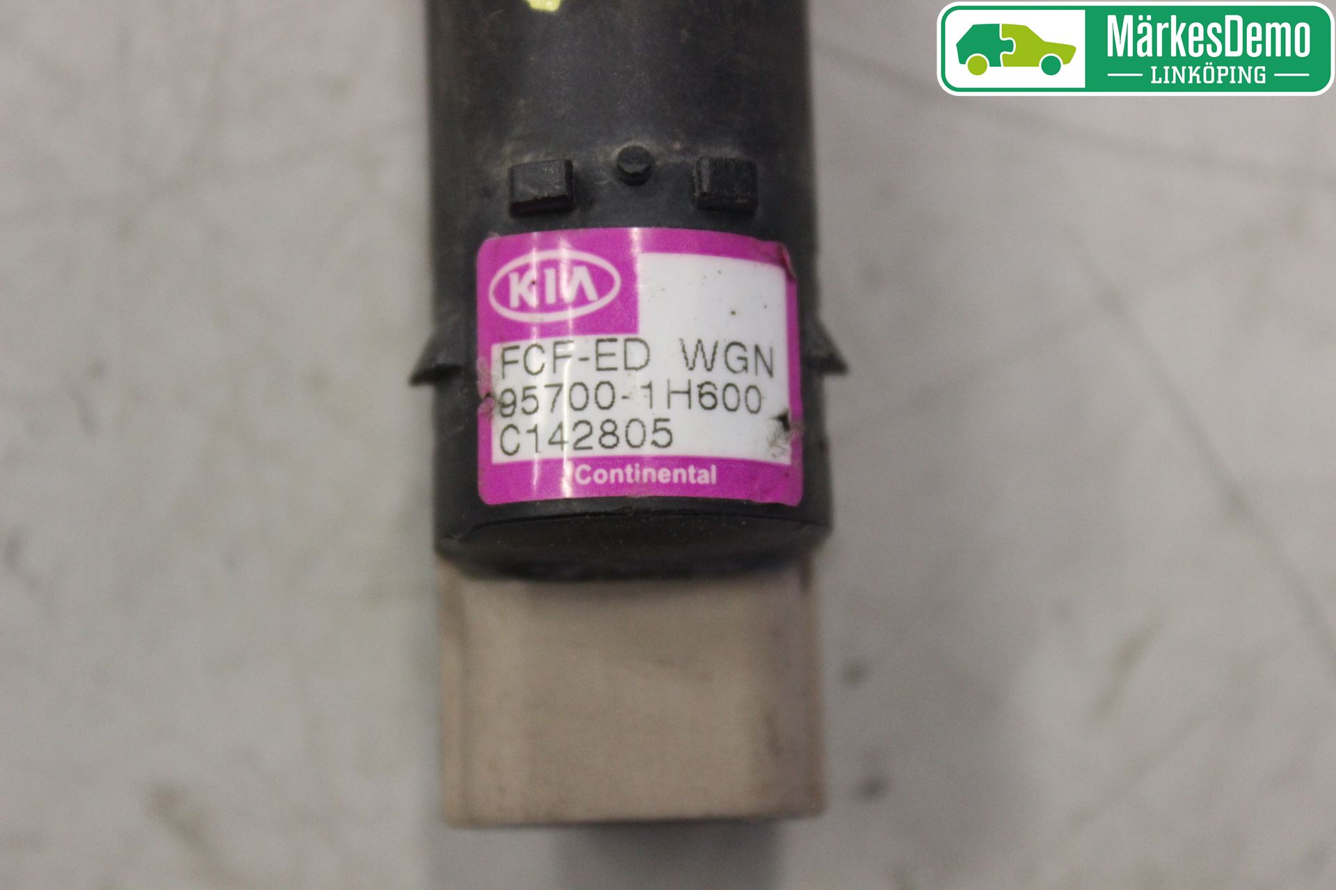 Kia CEED 06-12 Parkeringshjälp Backsensor