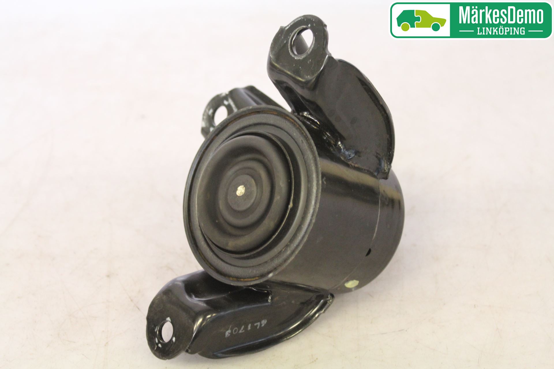 Kia CEED 12-18 Motorfäste