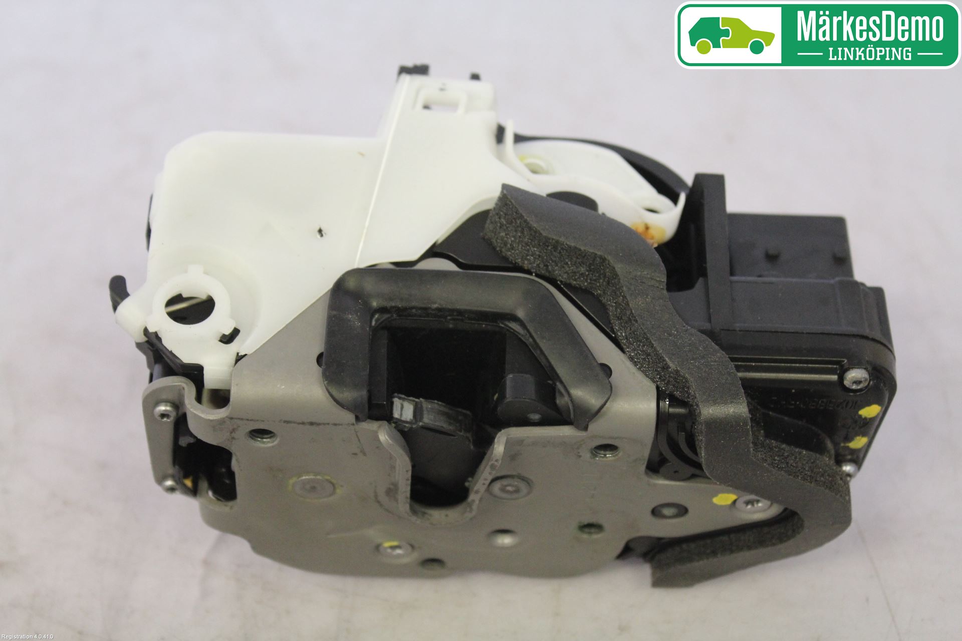 Opel ASTRA J 10-15 Låskista-Dörrlås