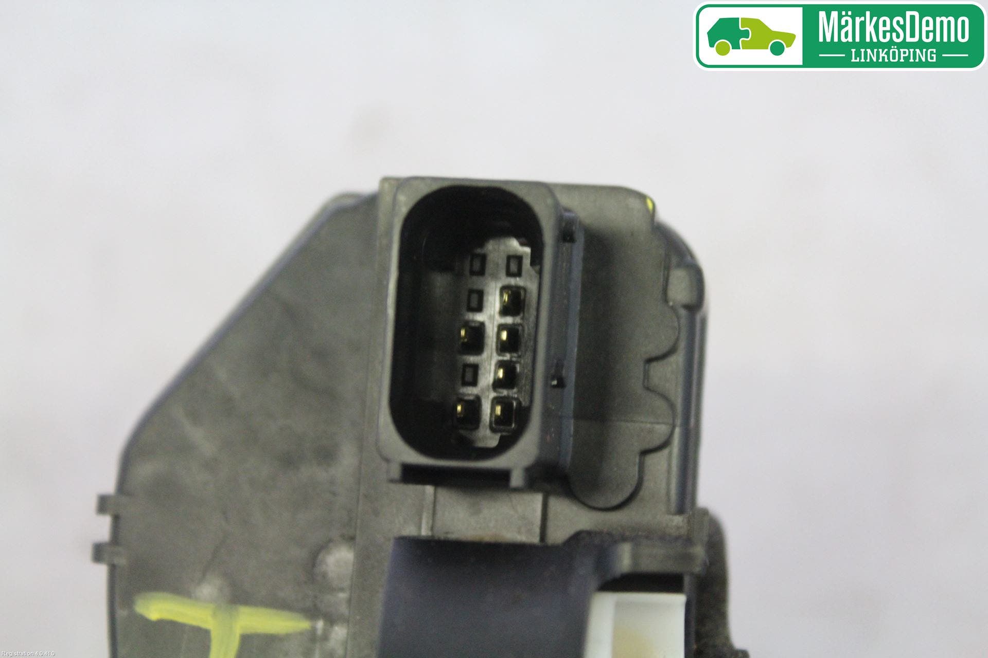 Opel ASTRA J 10-15 Låskista-Dörrlås