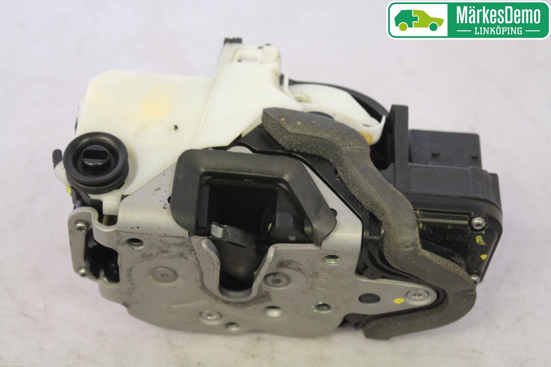 Opel ASTRA J 10-15 Låskista-Dörrlås