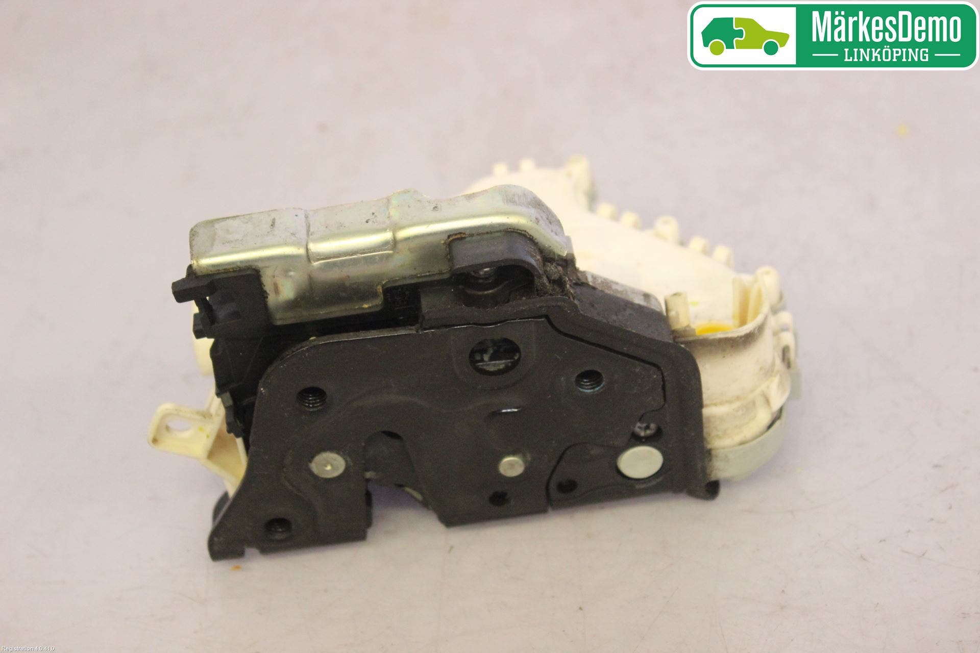 Audi A6/S6 4G 11-18 Låskista-Dörrlås