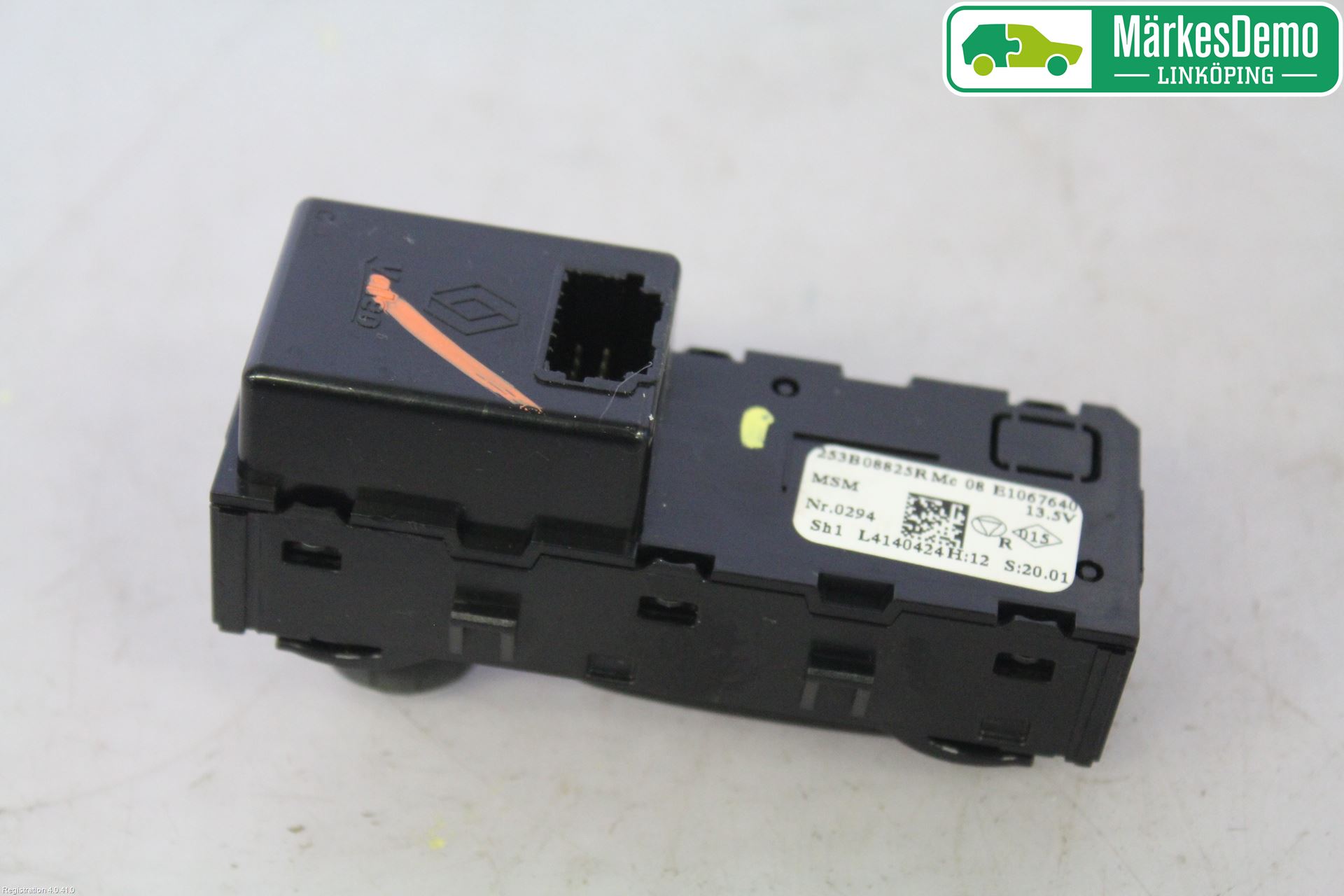 Renault CAPTUR 13-19 Strömställare Övrigt