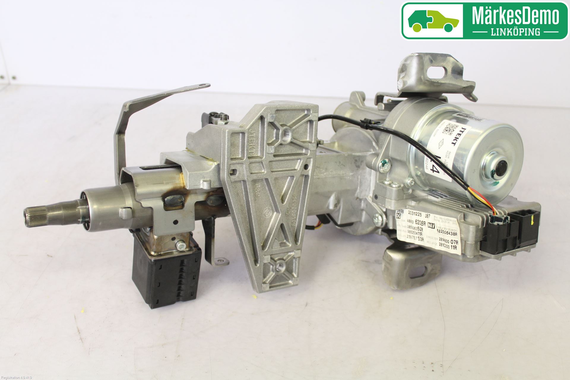 Renault CAPTUR 13-19 Rattaxelagg Med Inb Servo