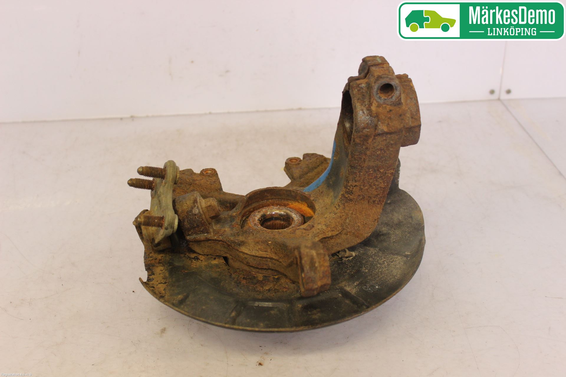 Volkswagen VW POLO 10-17 Styrspindel Lagerhus Hö