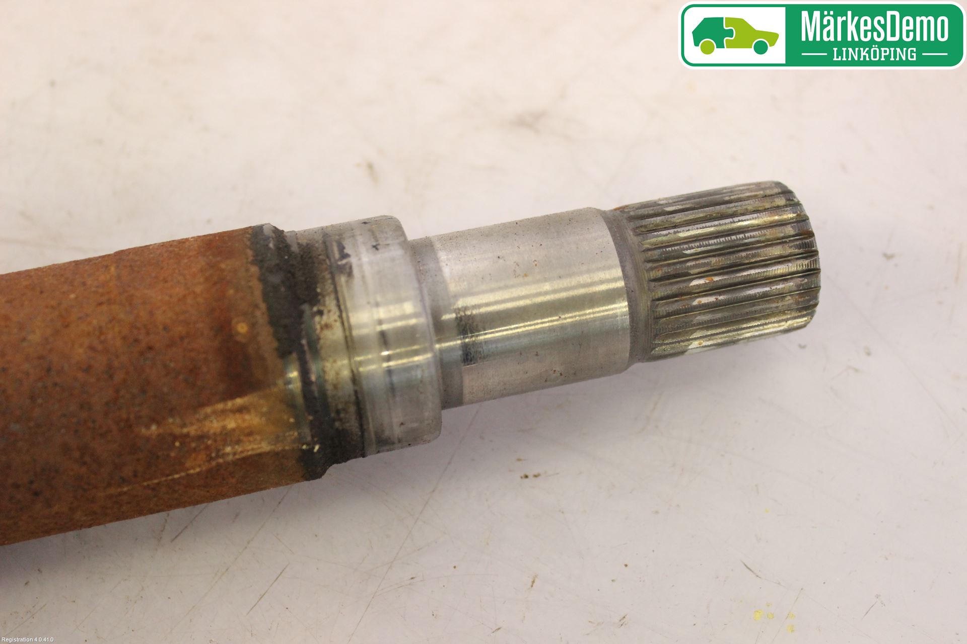 Volvo V50 08-12 Drivaxel Fram Höger