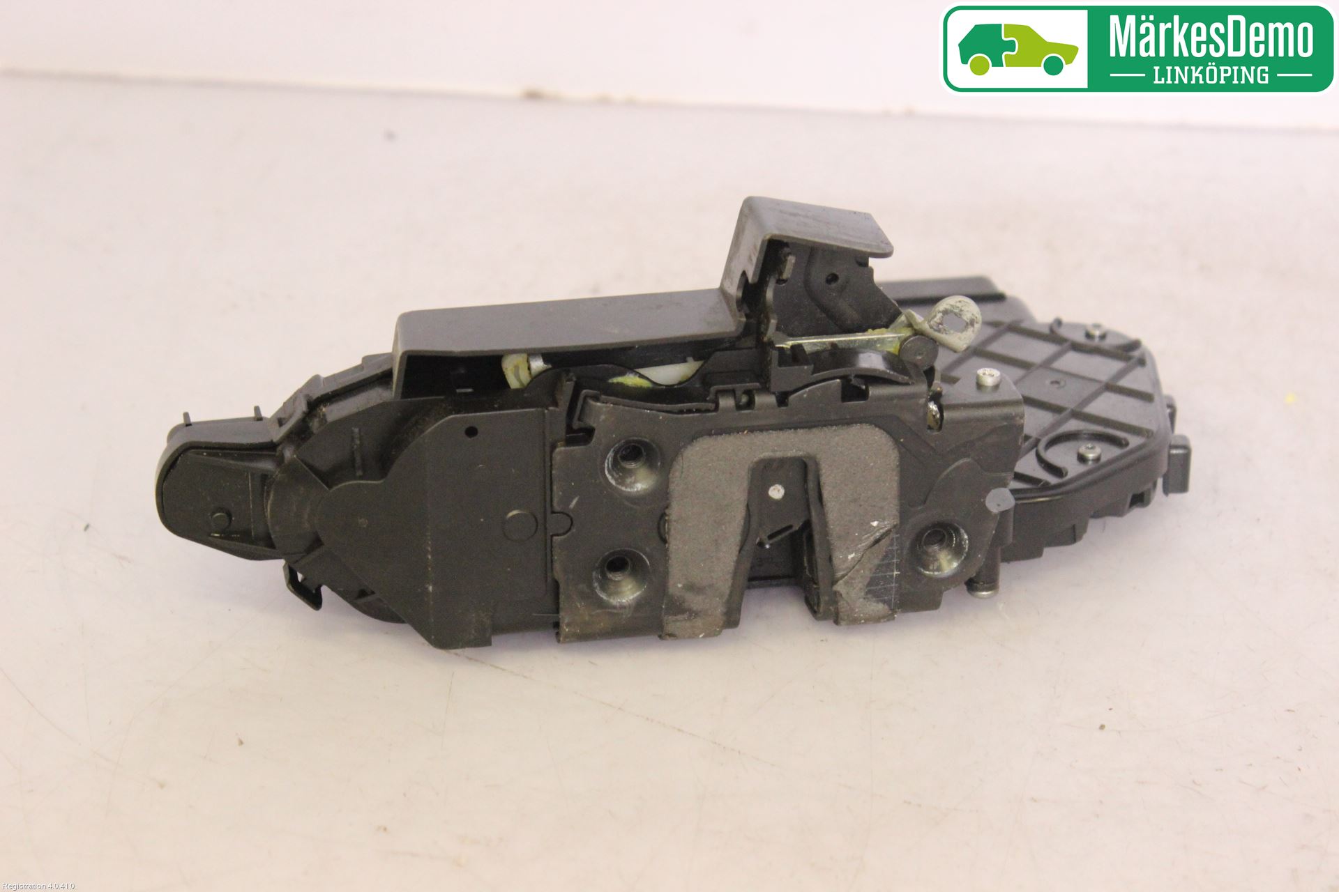 Ford KUGA 08-12 Låskista-Dörrlås