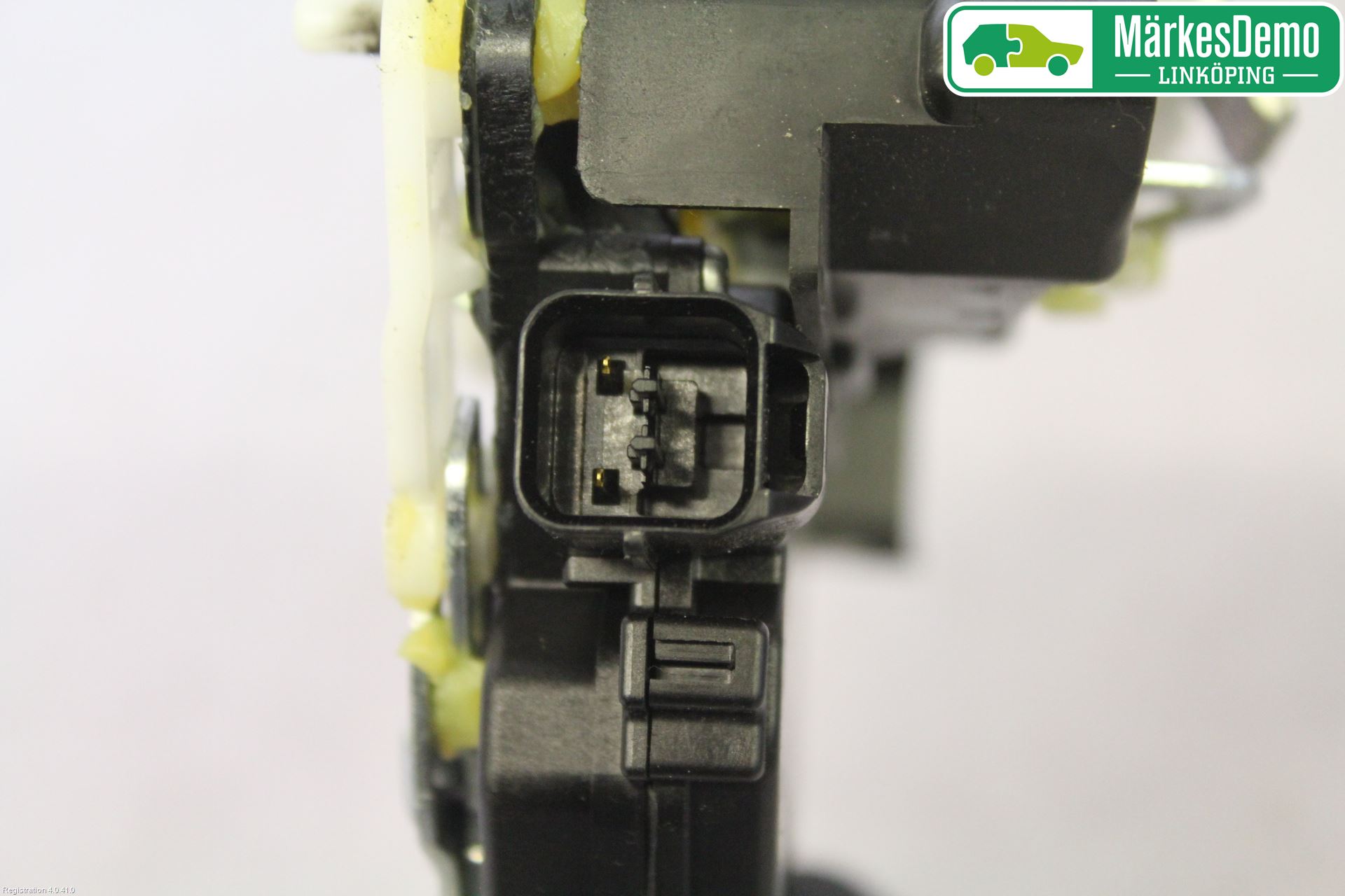 Mitsubishi COLT 09-13 Låskista-Dörrlås