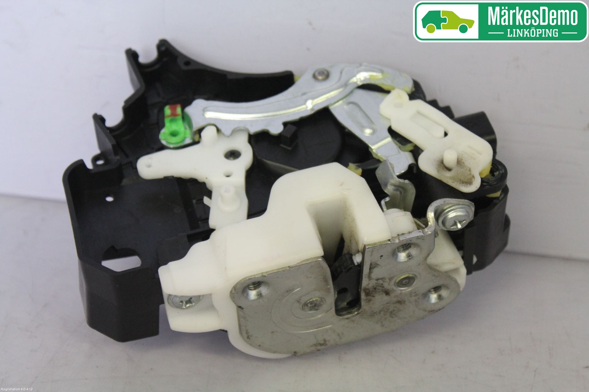 Mitsubishi COLT 09-13 Låskista-Dörrlås