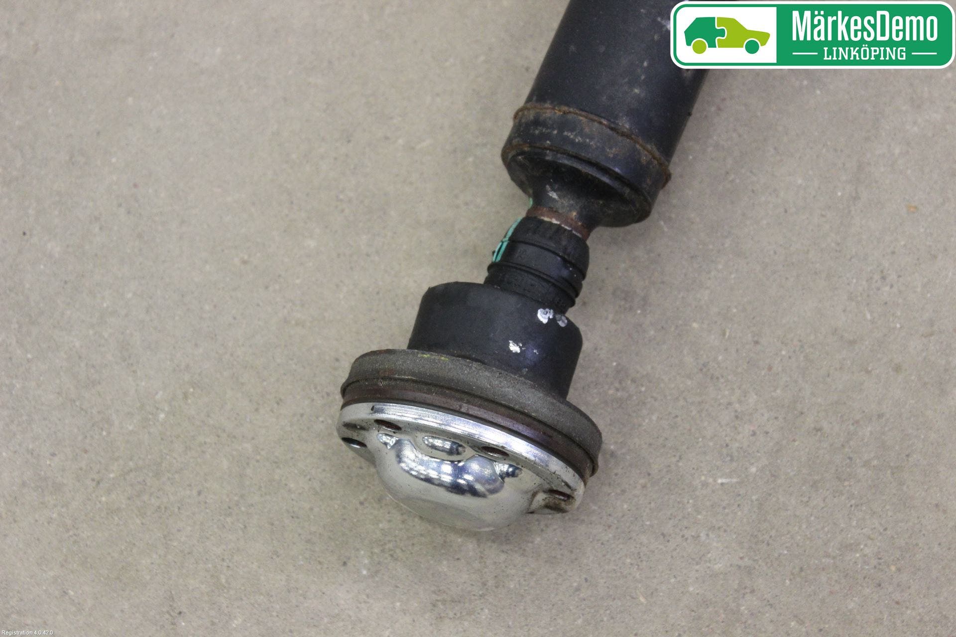 Volvo V70 14-16 Mellanaxel Komp