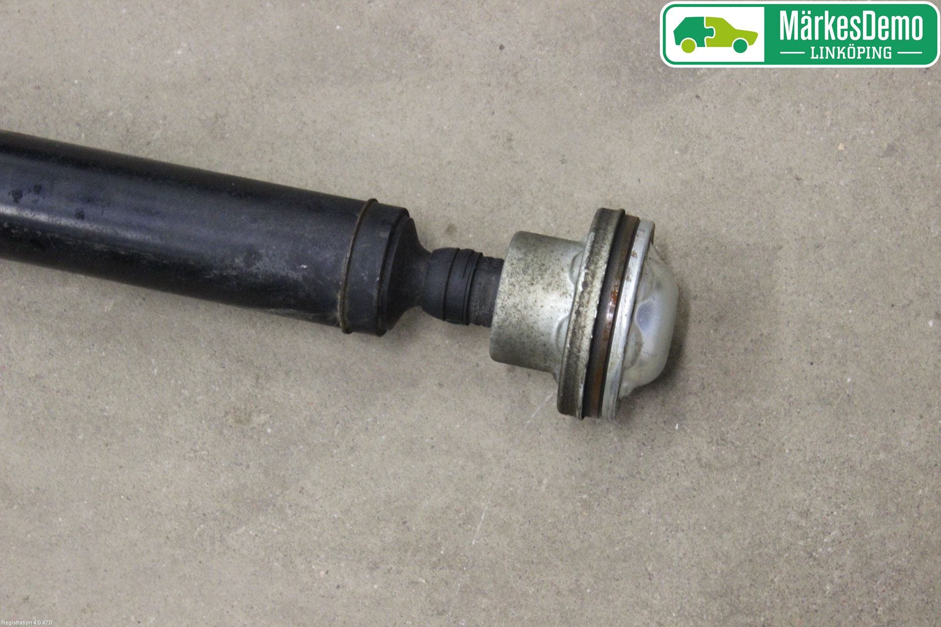 Volvo V70 14-16 Mellanaxel Komp