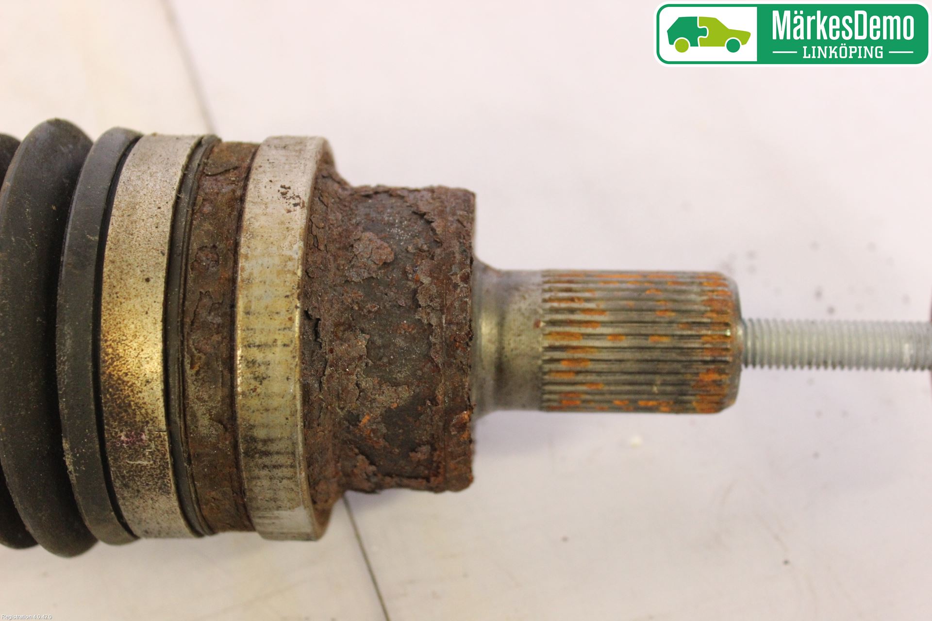 Volvo V70 14-16 Drivaxel Bak Vänster