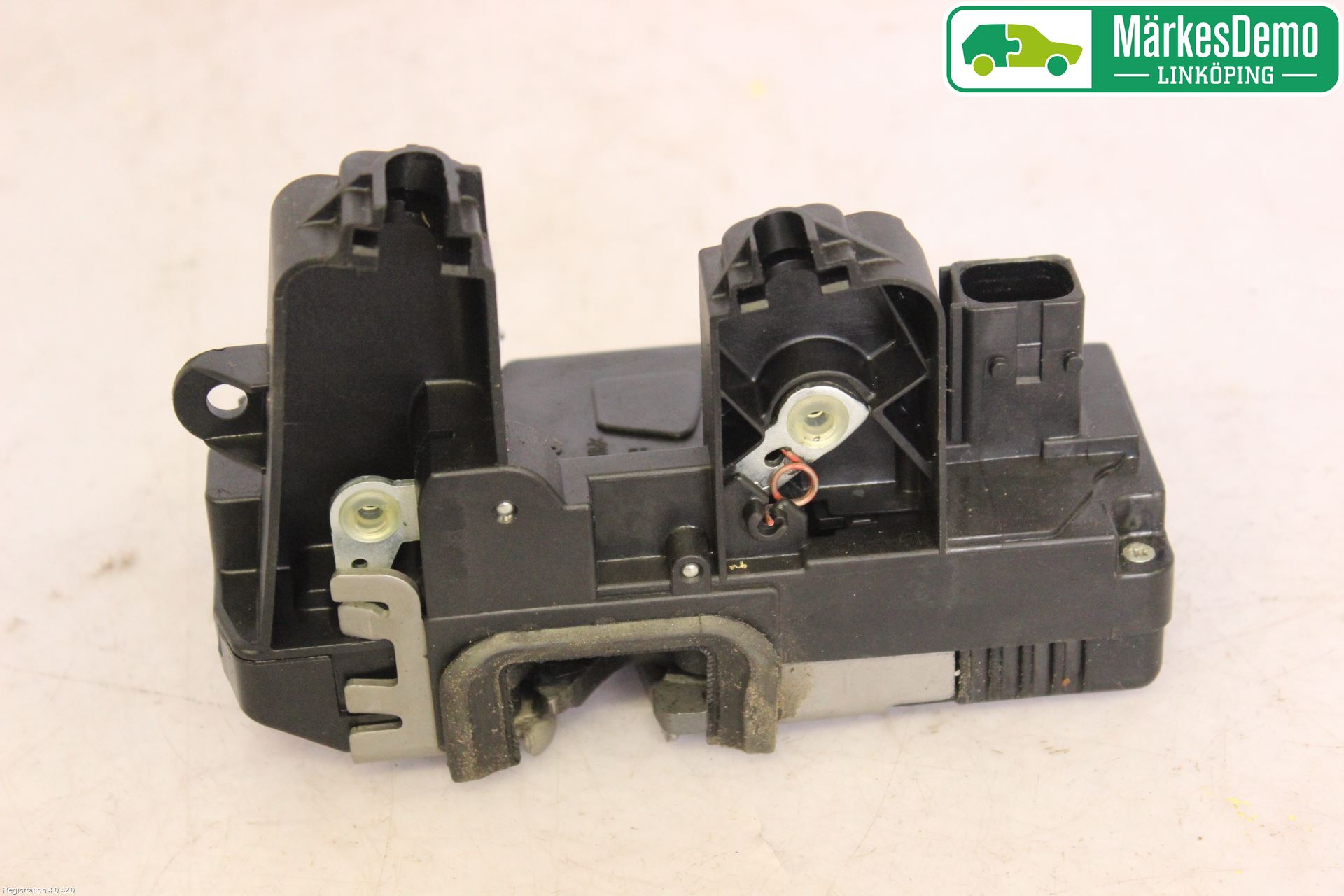 Opel VECTRA C 06-08 Låskista-Dörrlås