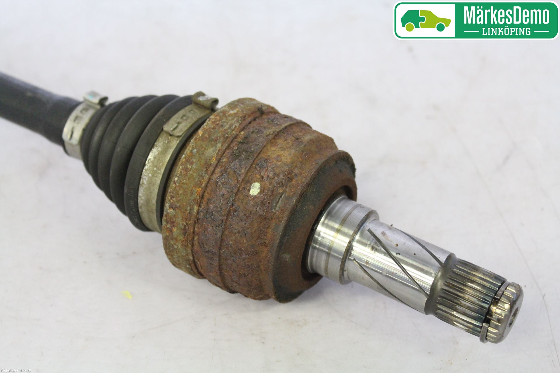 Ford KUGA 08-12 Drivaxel Bak Höger