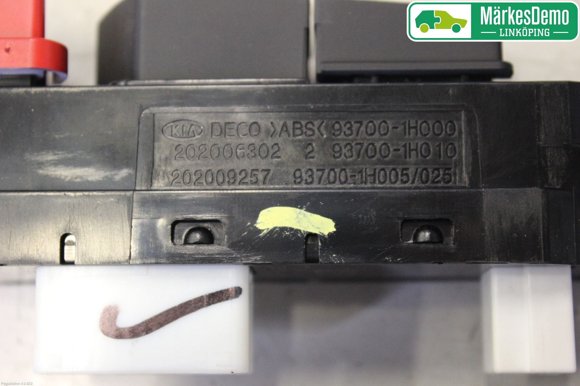 Kia CEED 06-12 Strömställare Varnings