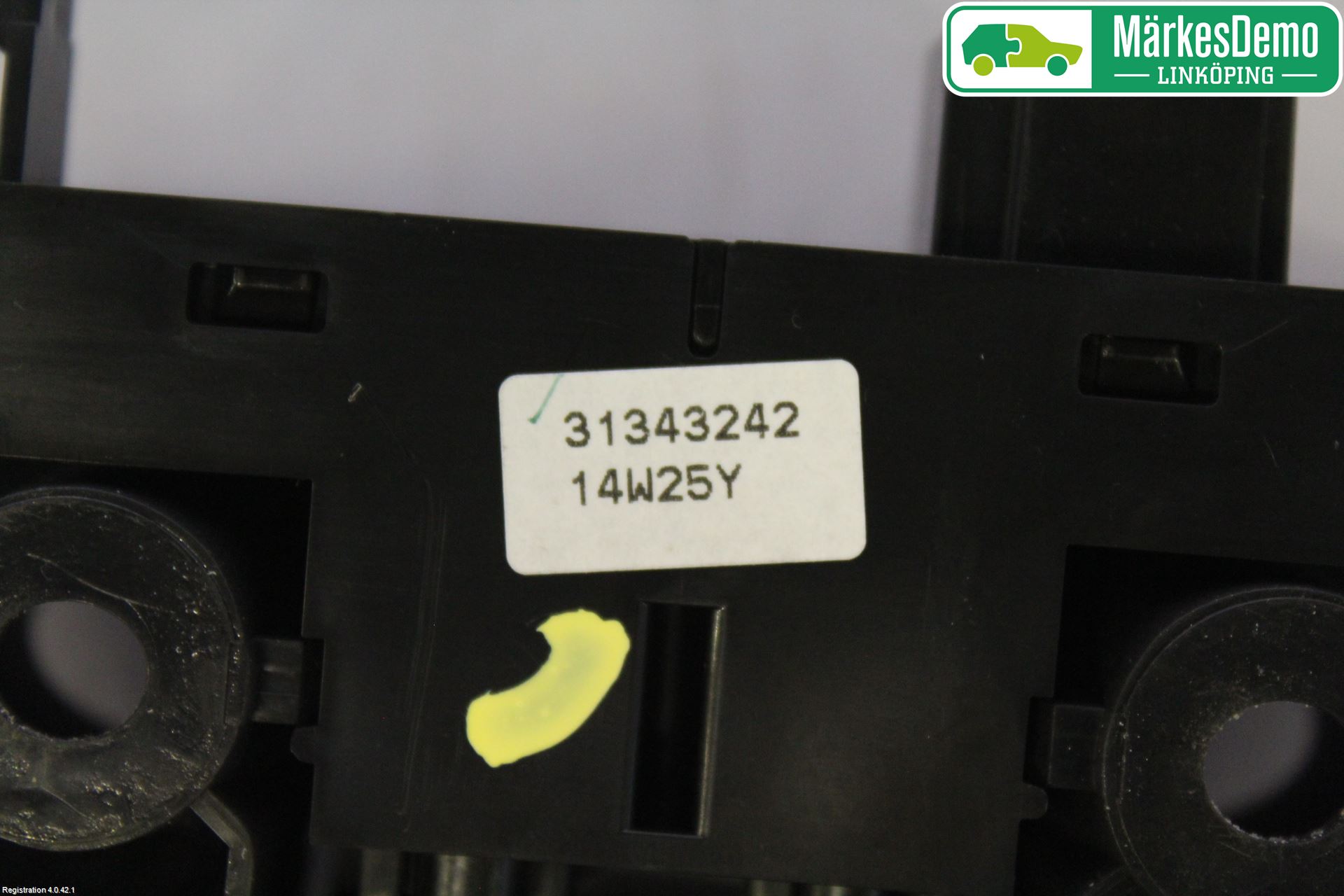 Volvo V70 14-16 Strömställare Parkeringsbroms