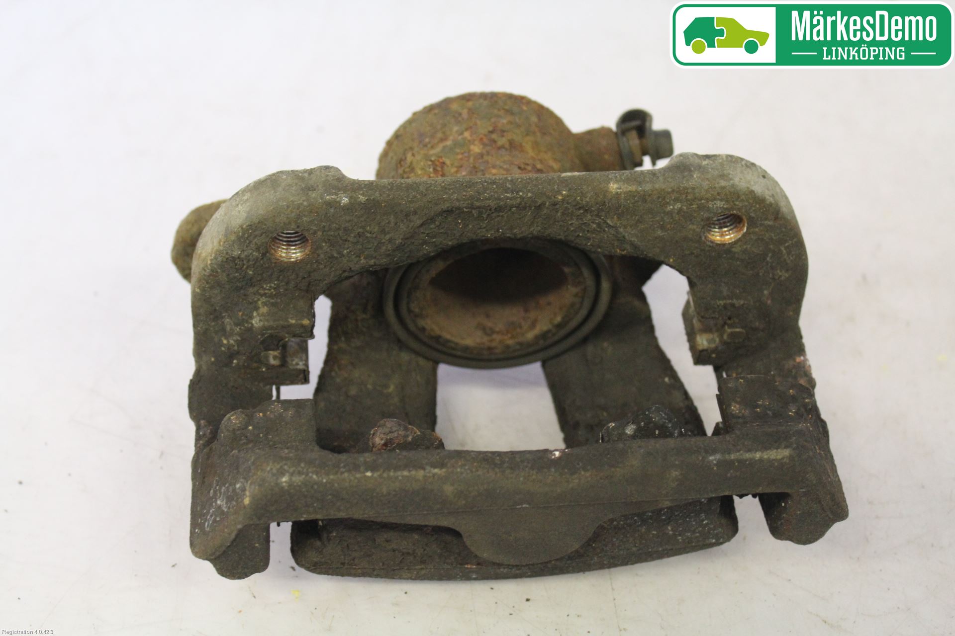 BMW 1 E87/81 5D/3D 03-11 Bromsok Fram Vänster