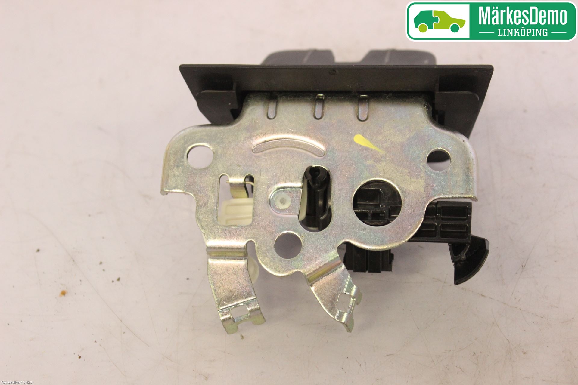 Audi A3/S3 8V 13-20 Låskista Baklucka